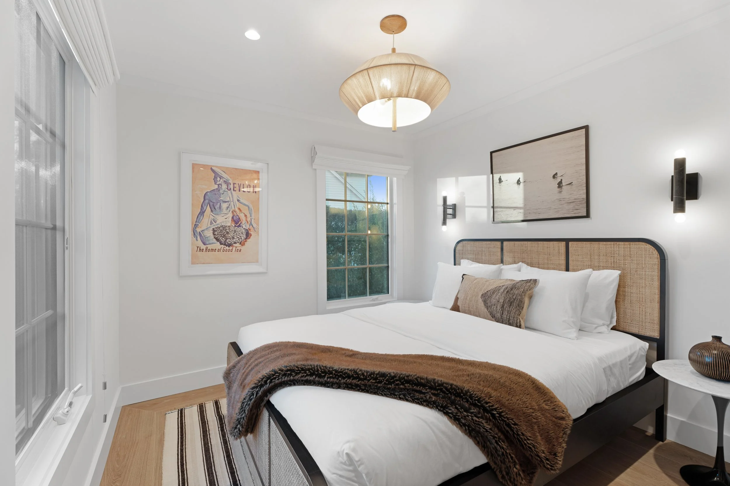 Additional bedroom upstairs with queen size bed.
