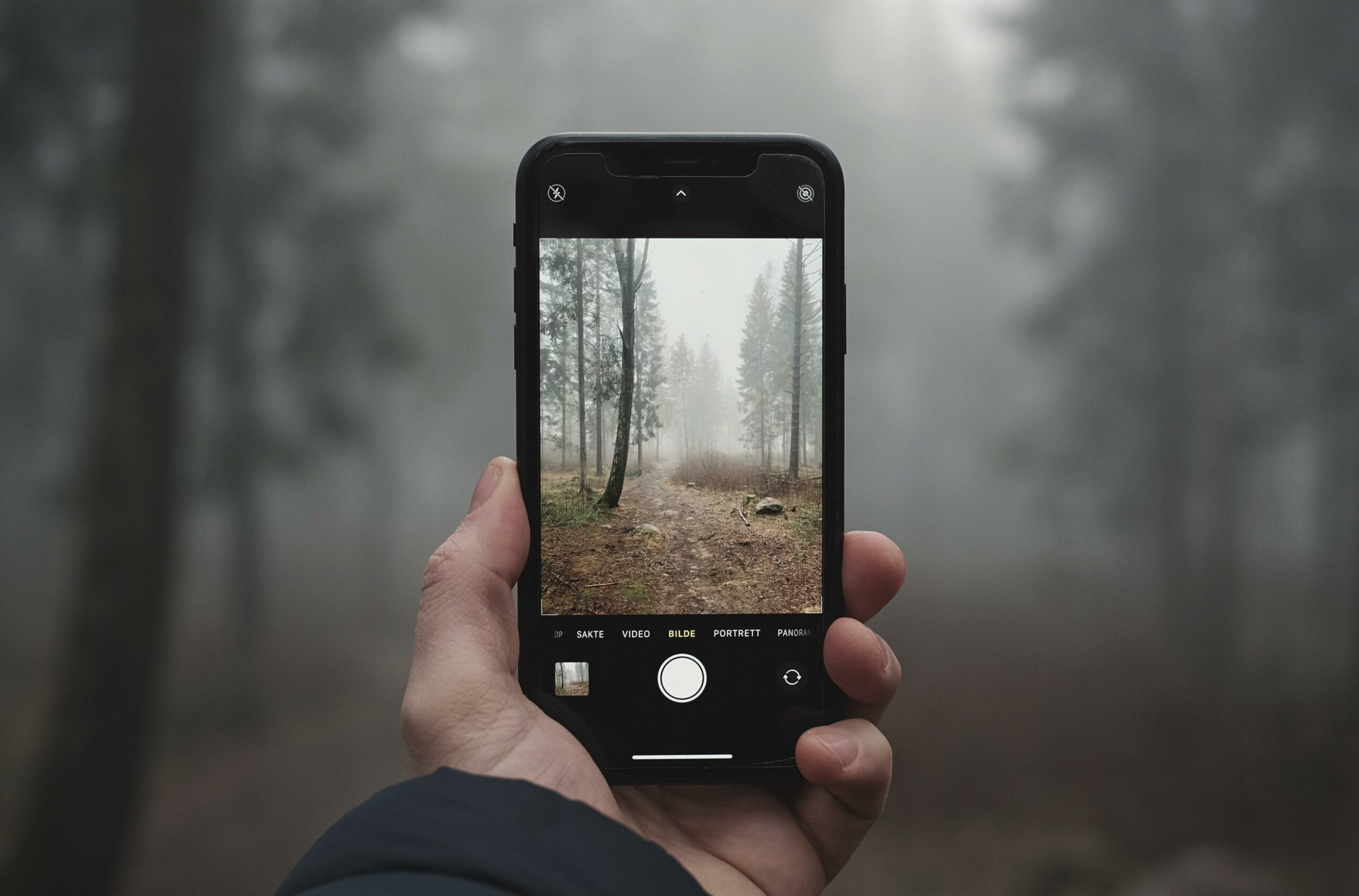 THE CREATIVE DILEMMA: ANDROID OR IOS?