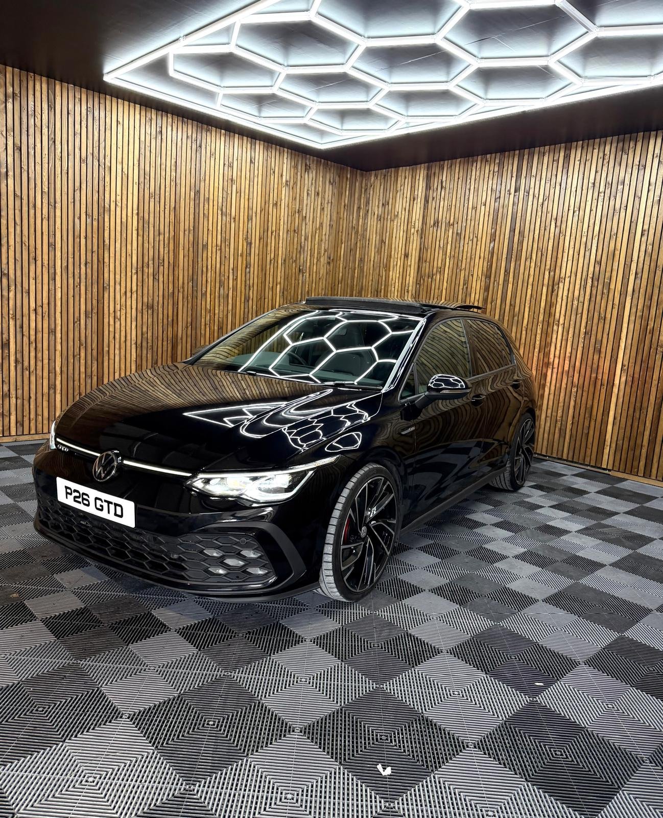 Volkswagen Golf GTD 2.0 TDI DSG