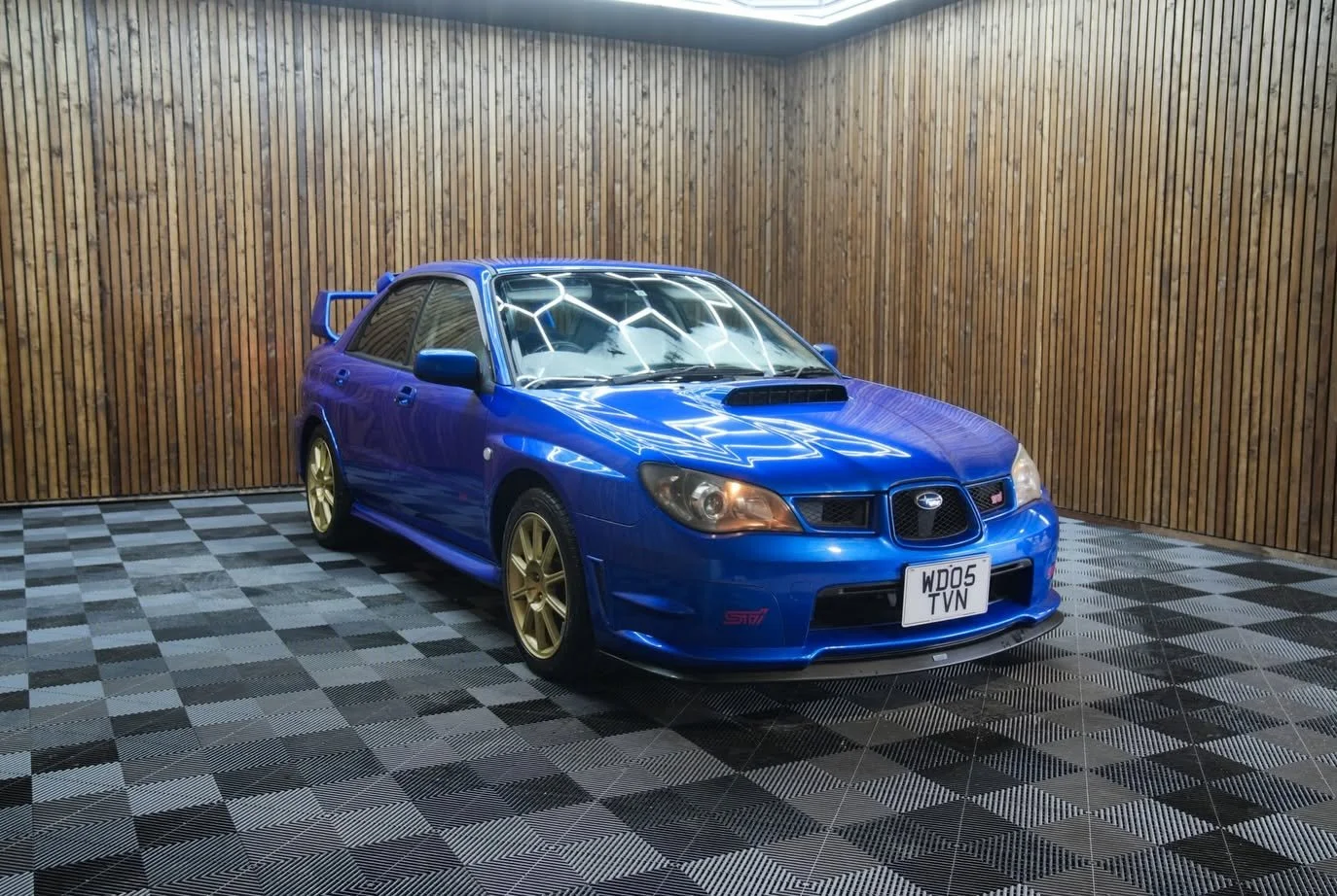 Subaru Impreza WRX STI (2.0 Twin-Scroll) – World Rally Blue