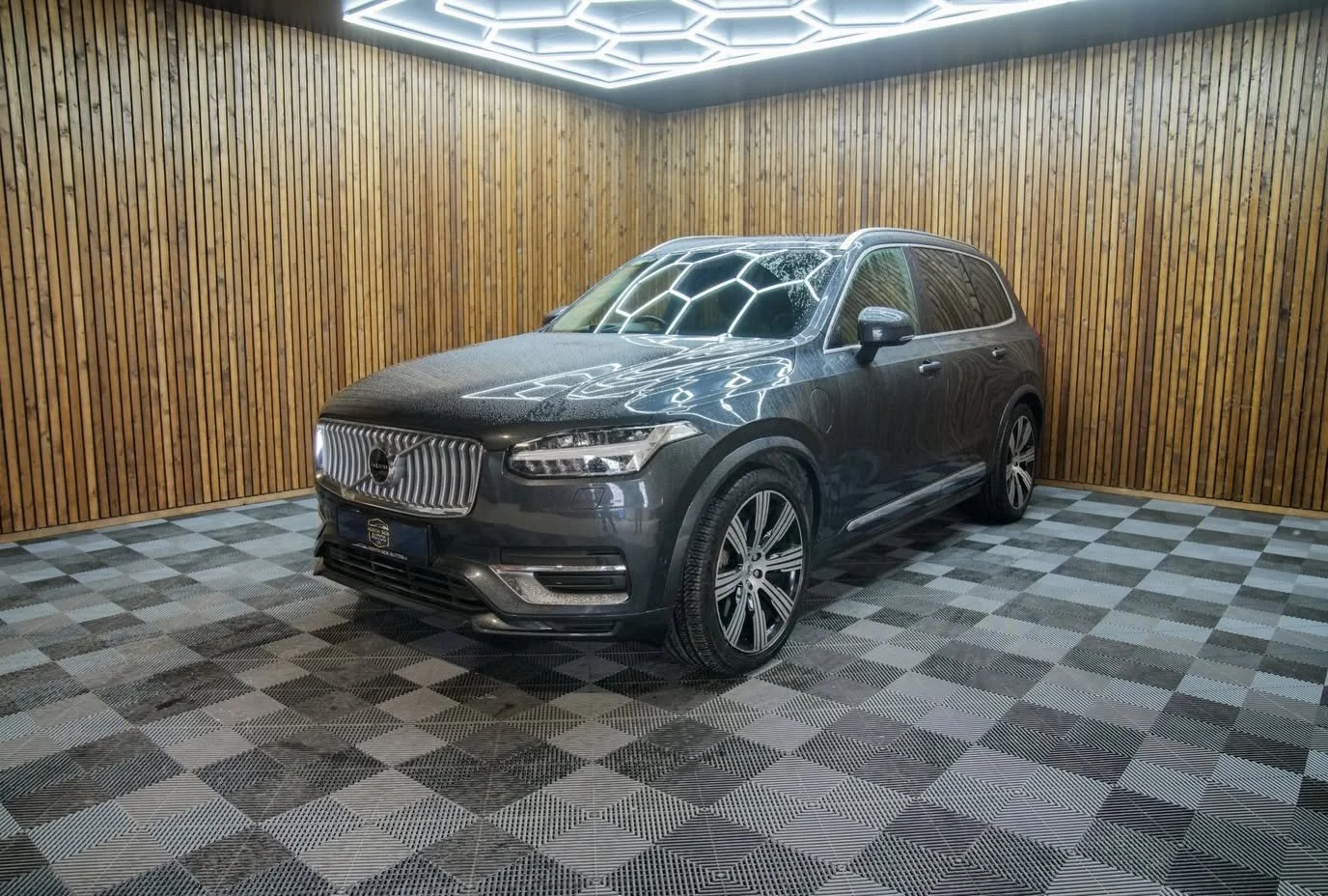 Volvo XC90 T8 Twin Engine Recharge Inspection Pro Auto