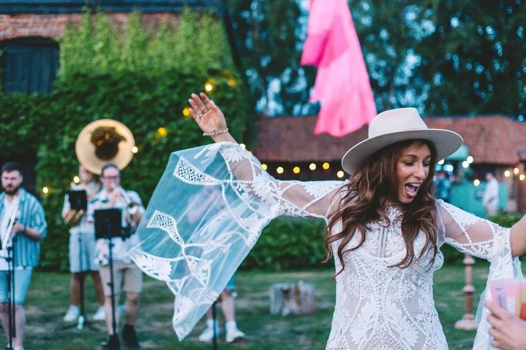 D.A.N.C.E

Did you know I offer Mc services, that take you right up to your first dance (if you decided to have one). Remember, your wedding,
Your rules!

Gem and Matt omitted the &lsquo;first dance&rsquo;, but they did opt for epic dancing throughou