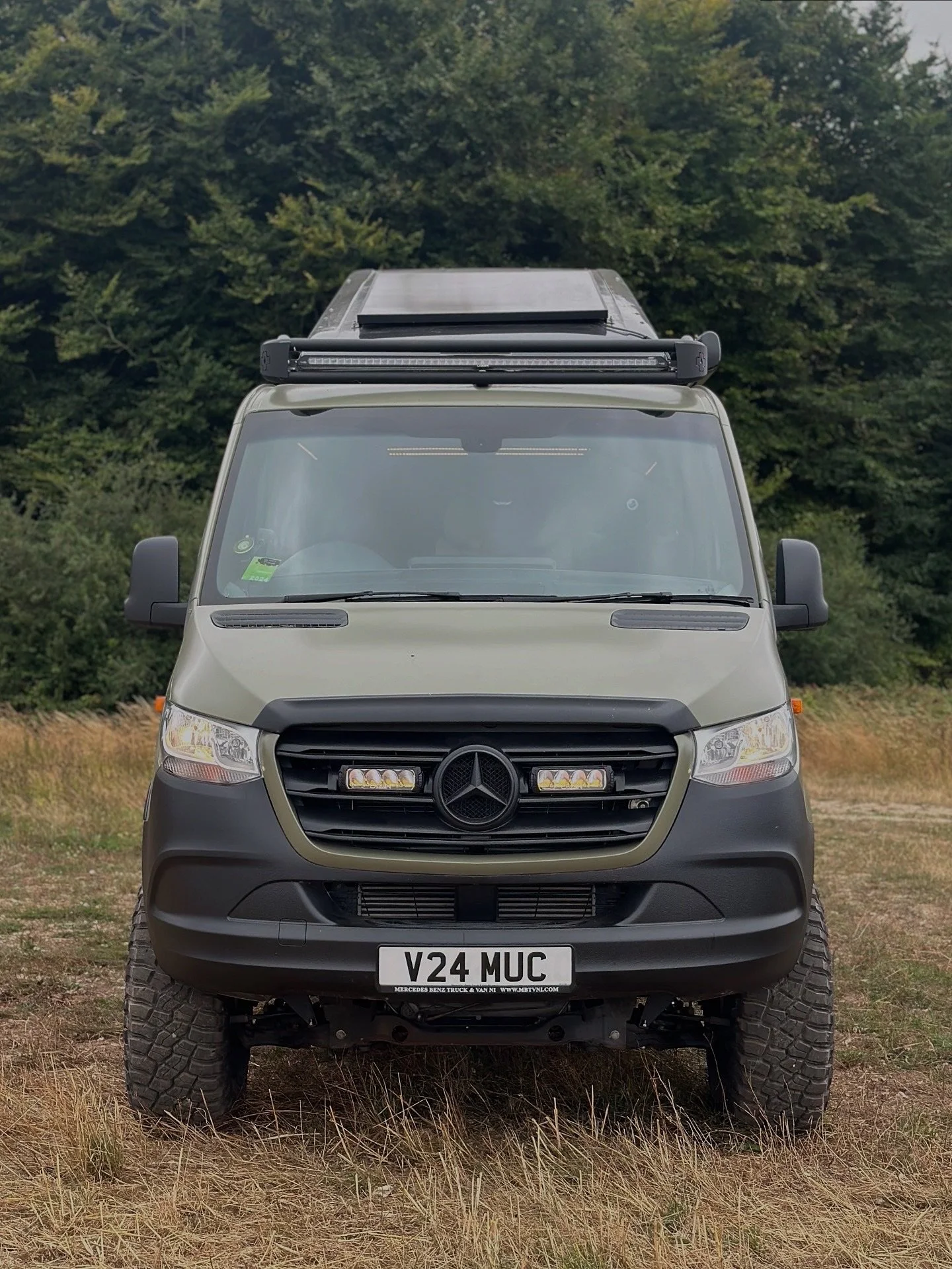 Some glow up this.. 
Swipe to see the before pics &gt;&gt;

#vinnauk #AWDsprinter #4x4sprinter #vanconversion #fullconversion