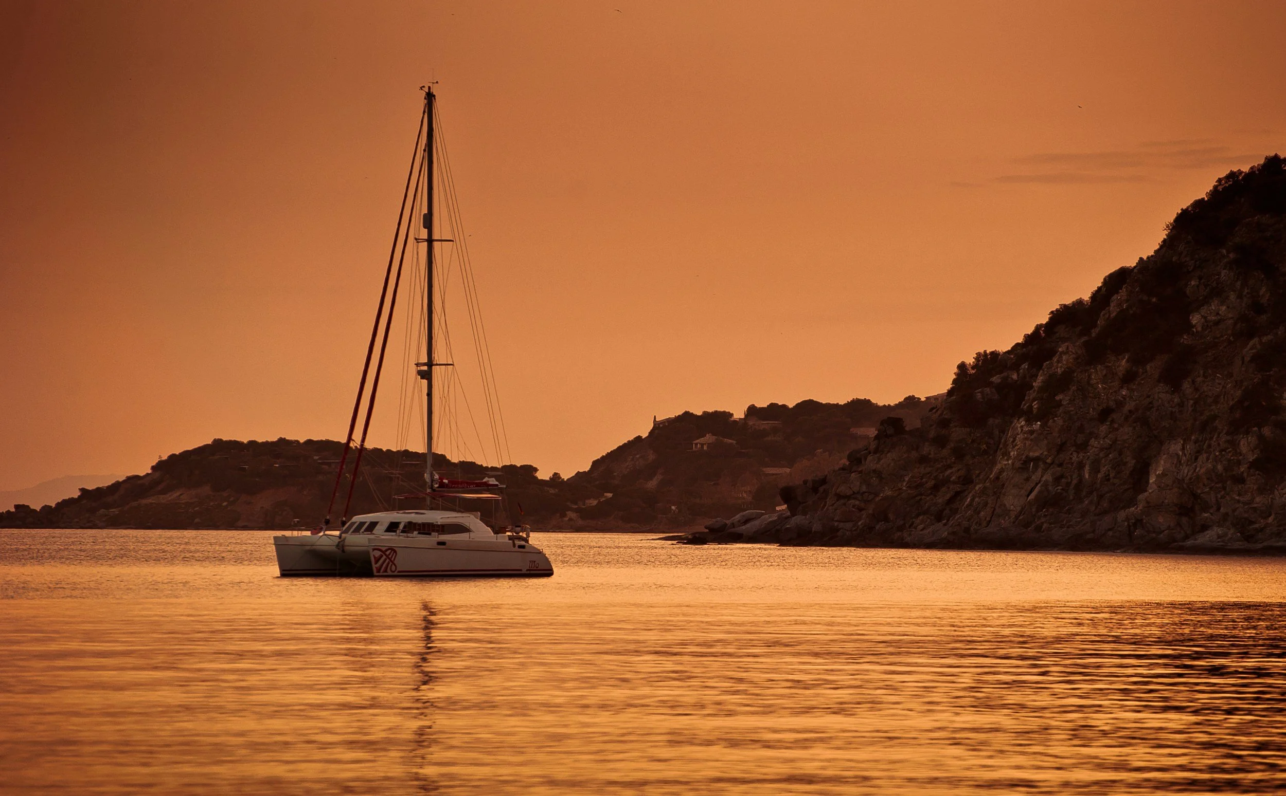 rent a catamaran Mykonos