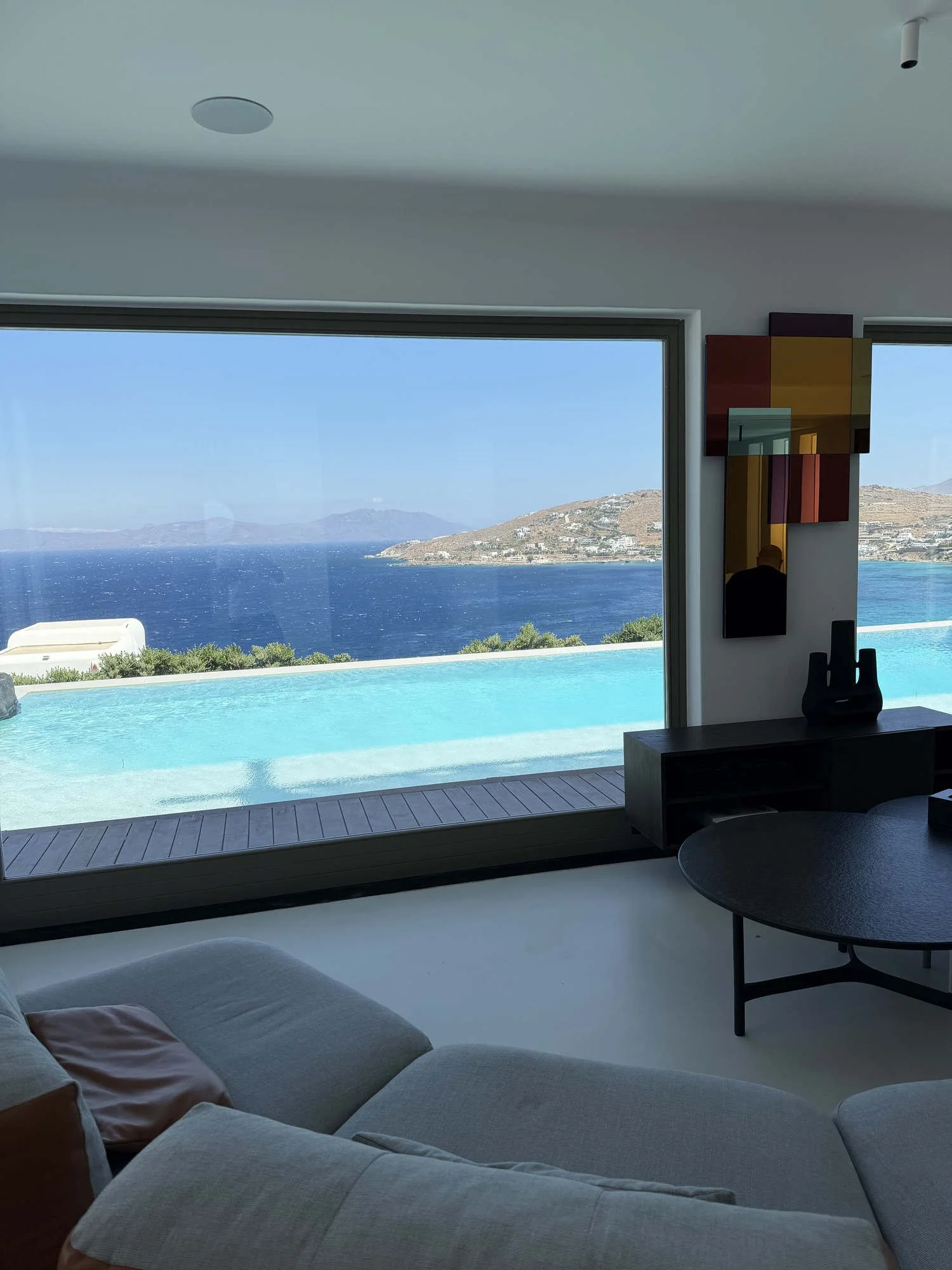 villa-photography-mykonos-panoramic-window.jpg