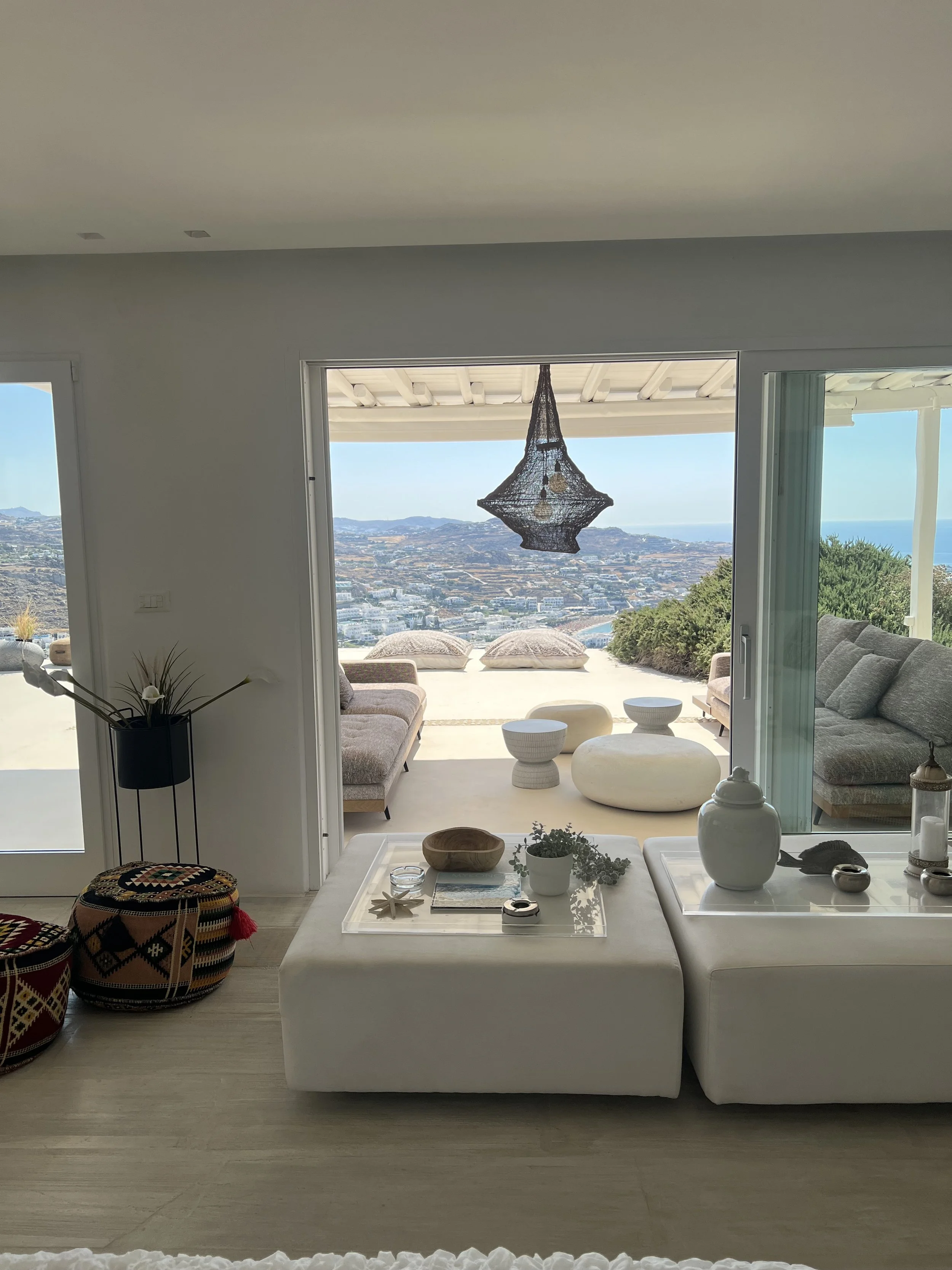 rent a luxury private villa in Mykonos