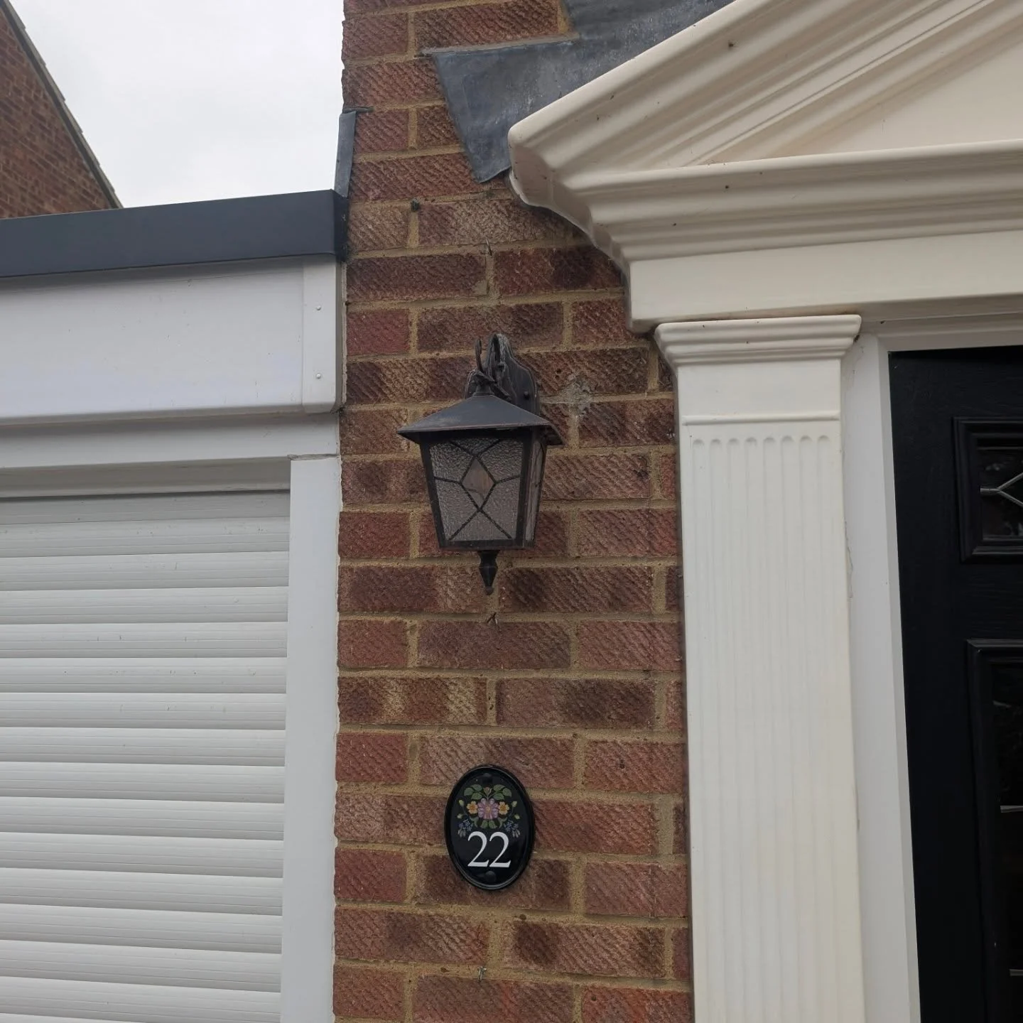 Old outdoor lights swapped for new energy-efficient LED PIR units 💡
Auto-on when you approach = safer entrances, lower bills, and zero hassle for the homeowner.
Another quick upgrade by Defender Property Maintenance — making properties smart