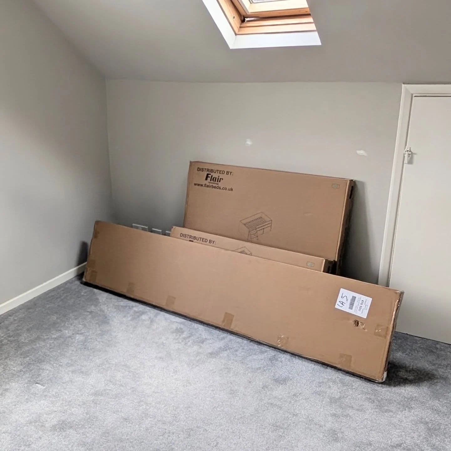 🧰 Flatpack Build ✅
Today’s project — new Flair cabin bed assembled and fitted perfectly under a loft window in Ascot.
Neat, solid, and built to last 👌
If you’ve got flatpack furniture waiting to be tackled — from IKEA ward