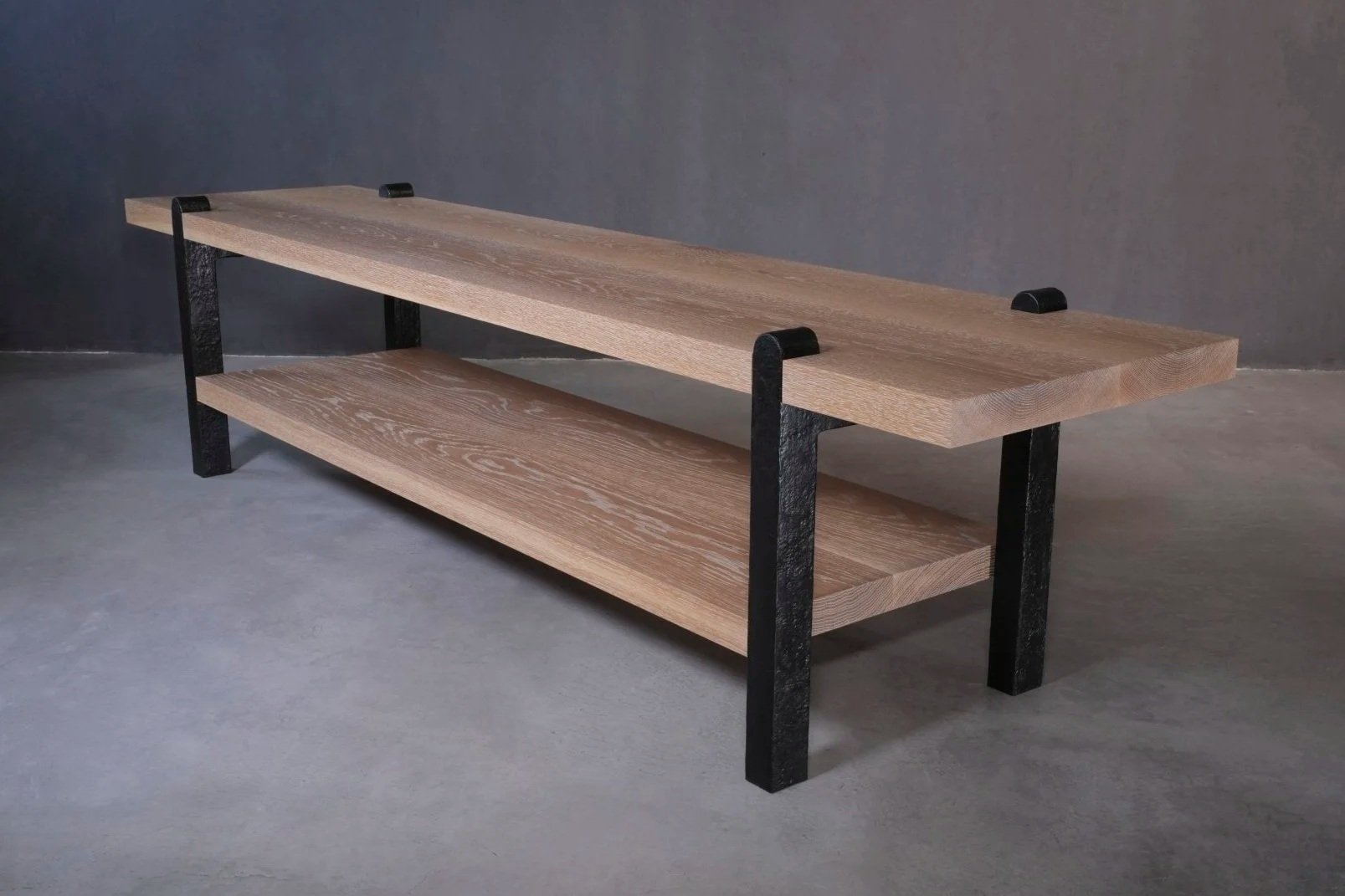 legge-coffee-table-01.jpg