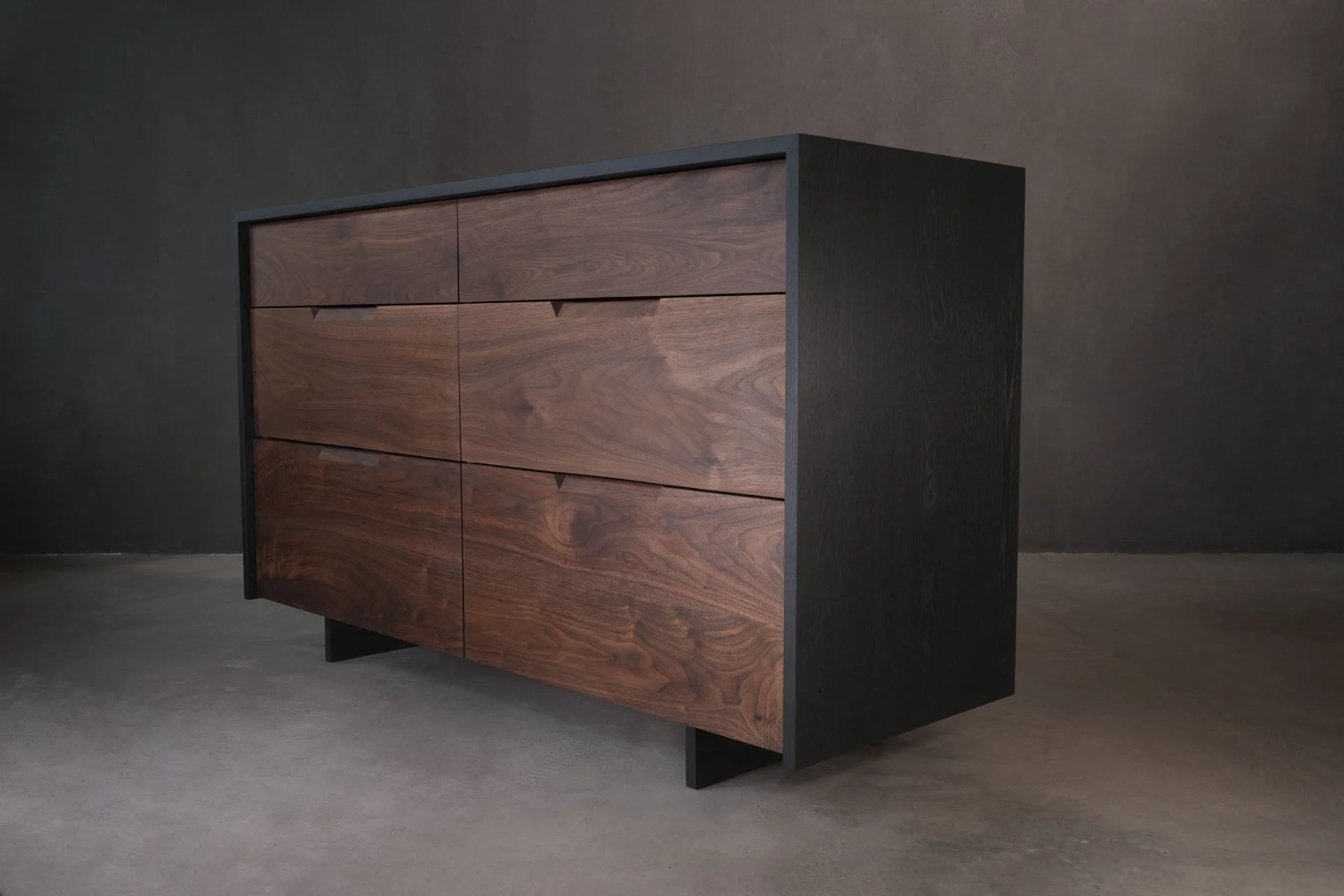 shiima-dresser-02.jpg
