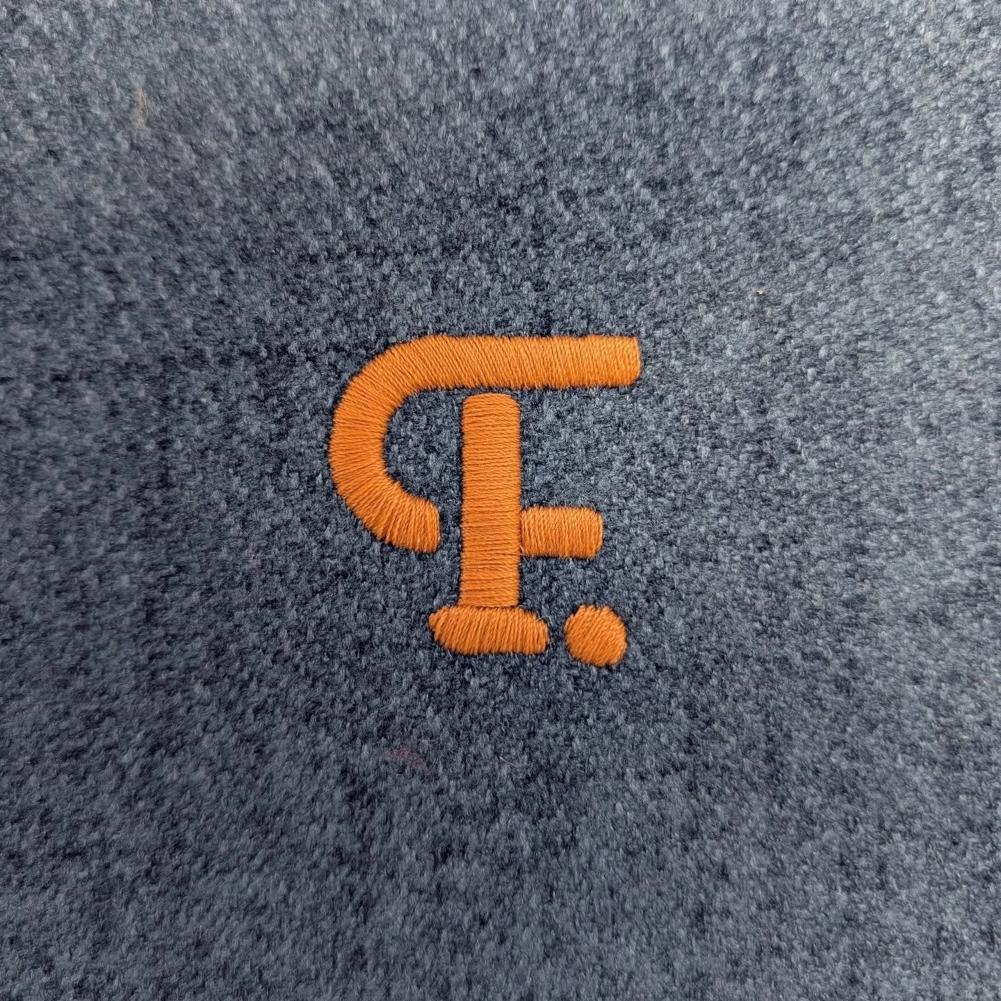 Sneak peak of things to come 👀

Very excited to see our brand new logo design from @hamish.lehan in the flesh. Can you guess where this is in the van?

#campervan #campervanconversion #mercedessprinter #vanlife #logodesigner #vanconversion #sprinter