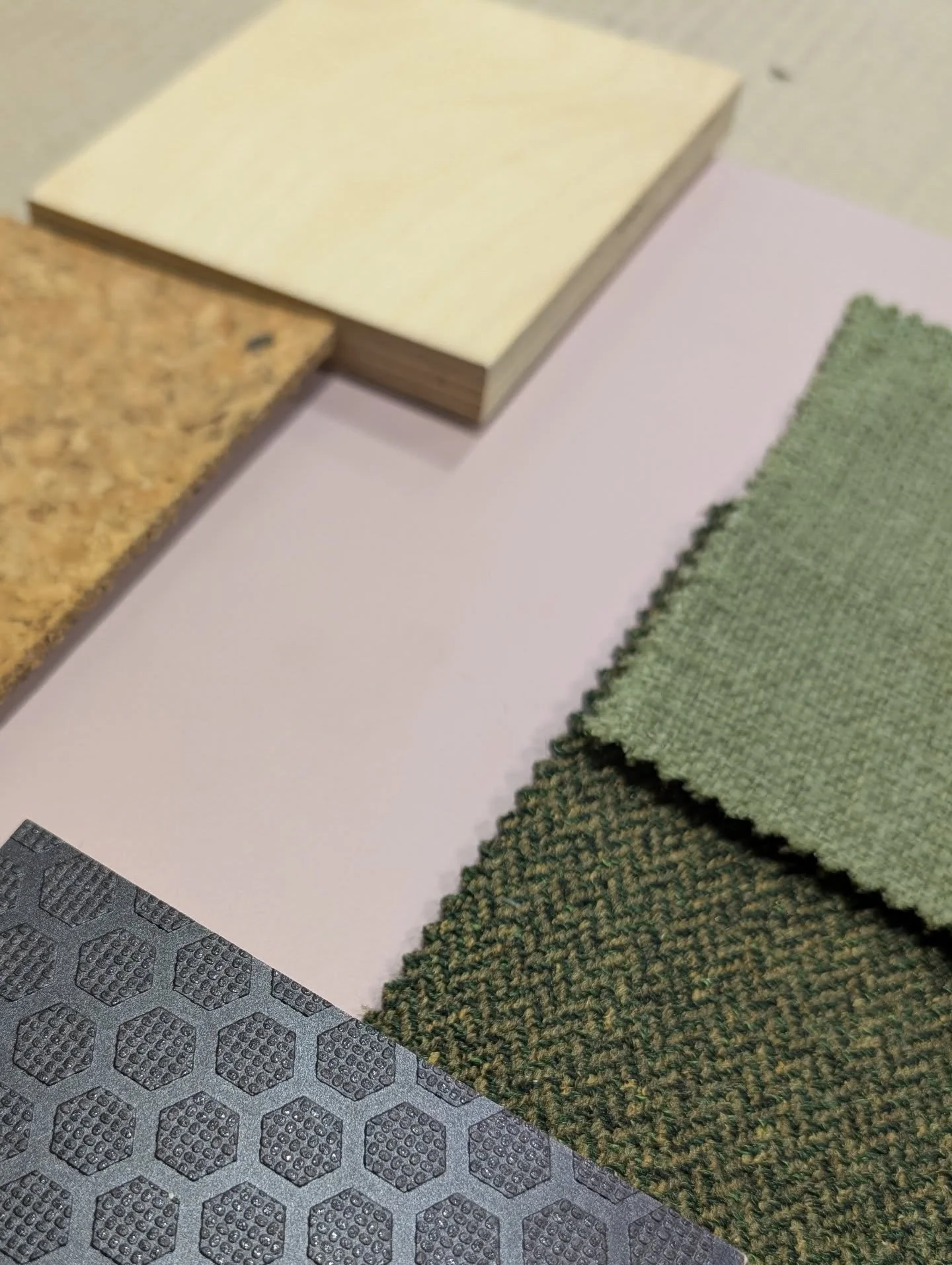 This week has been all about colour and materials.
We've been working with @luke.tritraining &amp; @alhands11 to choose colours for their build.
Working with clients to create their dream van is our favourite part of the process. Can't wait to see th