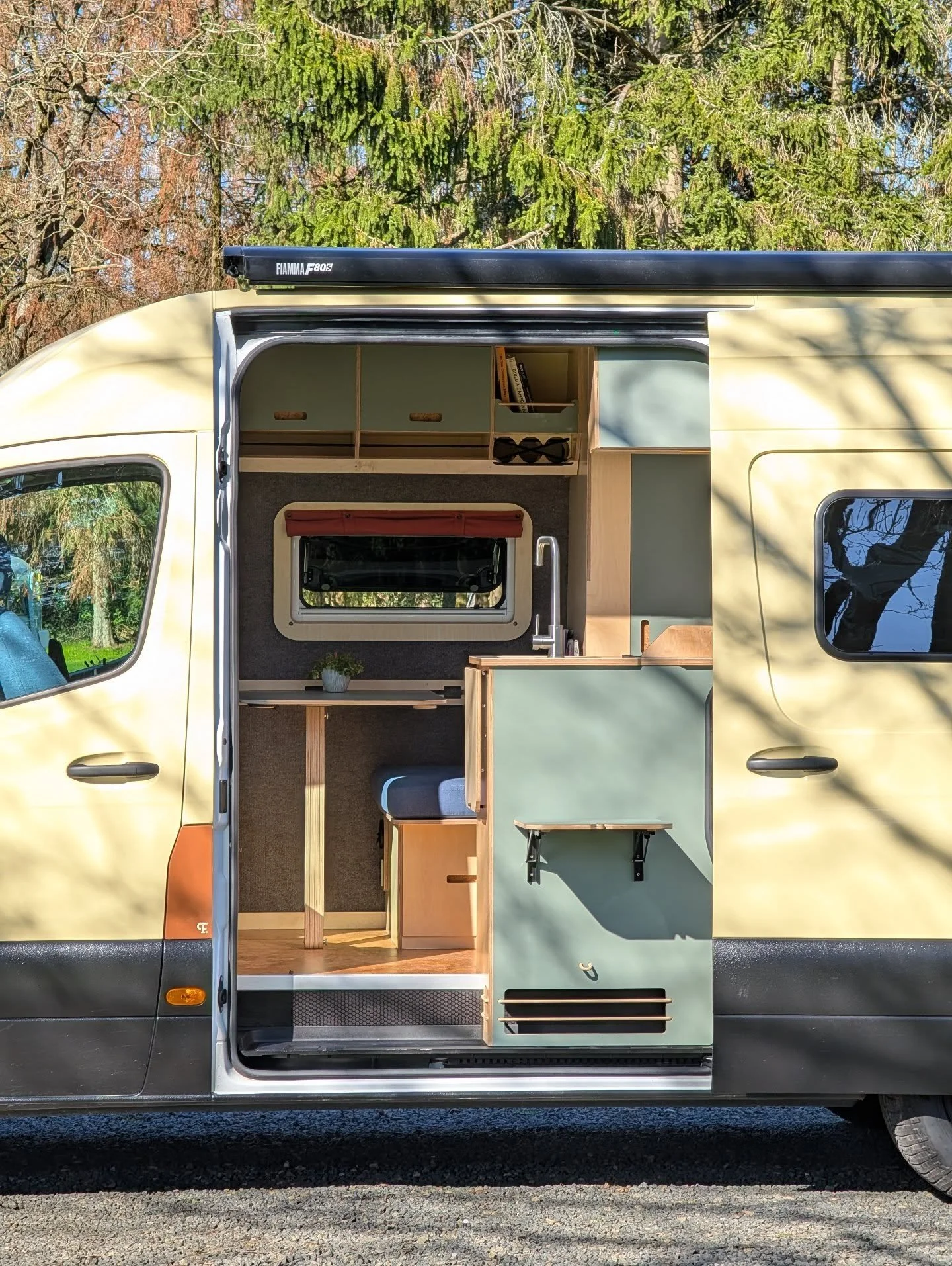 Catching some rays on the long weekend ☀️
2026 Build slot update: there are 3 slots remaining this year. Contact us to book yours today.

#campervan #campervanconversion #vanlife #ferncampervans #mercedessprinter