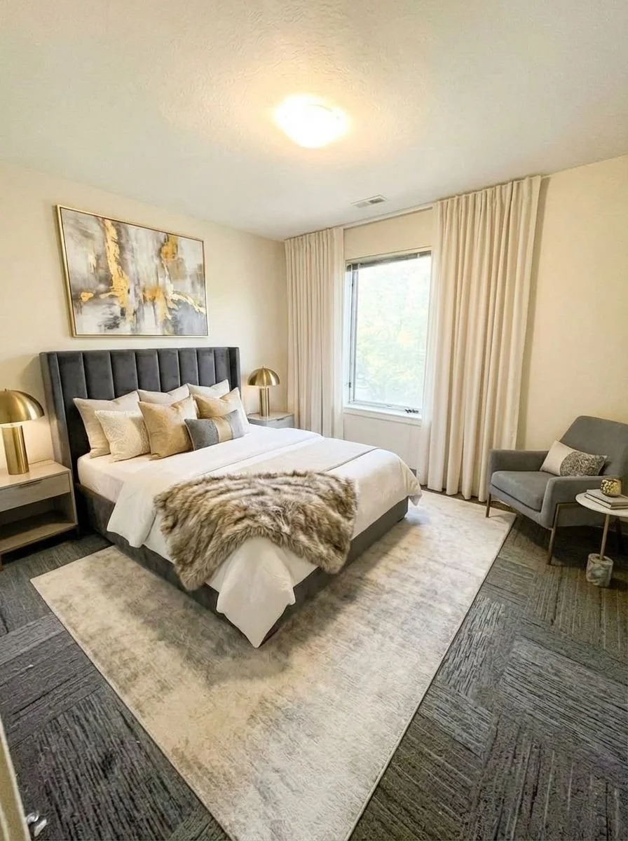 17 Hundred Unit Q Primary Bedroom.jpg