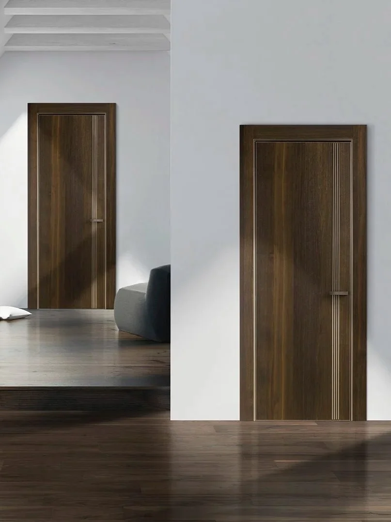 DOOR WITH JAMBS