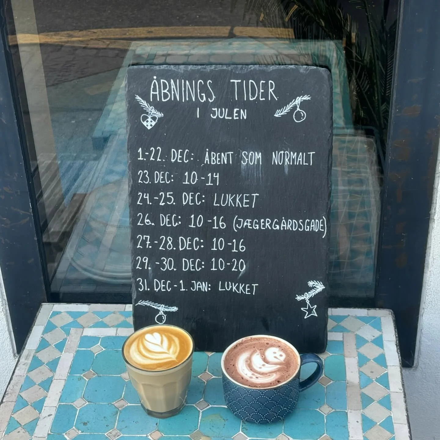 🎄VORES &Aring;BNINGS TIDER I JULEN🎄