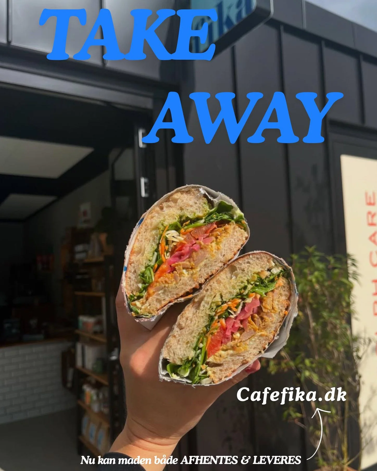 FIKA TAKEAWAY❣️
Nu er det blevet endnu nemmere at f&aring; din FIKA-favorit med hjem. Bestil direkte via vores hjemmeside og v&aelig;lg selv, om du vil afhente maden eller have den leveret lige til d&oslash;ren.
Hele vores menukort kan laves som take