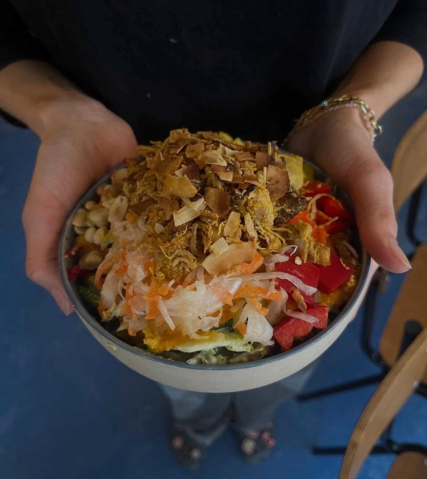 Snart p&aring; tide at f&aring; en l&aelig;kker salat hos Fika igen?😋

Du ved hvor du kan finde os!✨