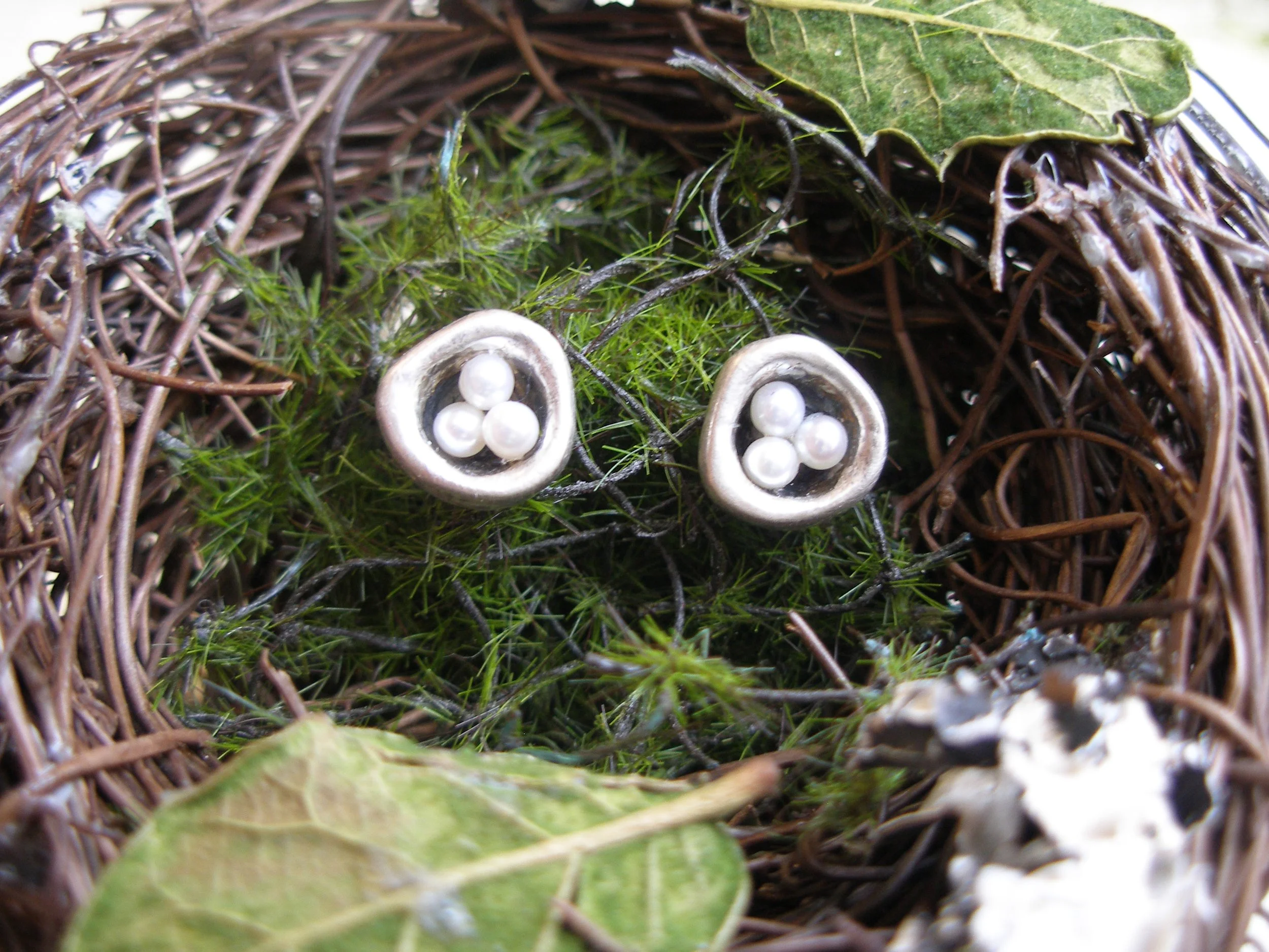 Pearl Nest Eggs