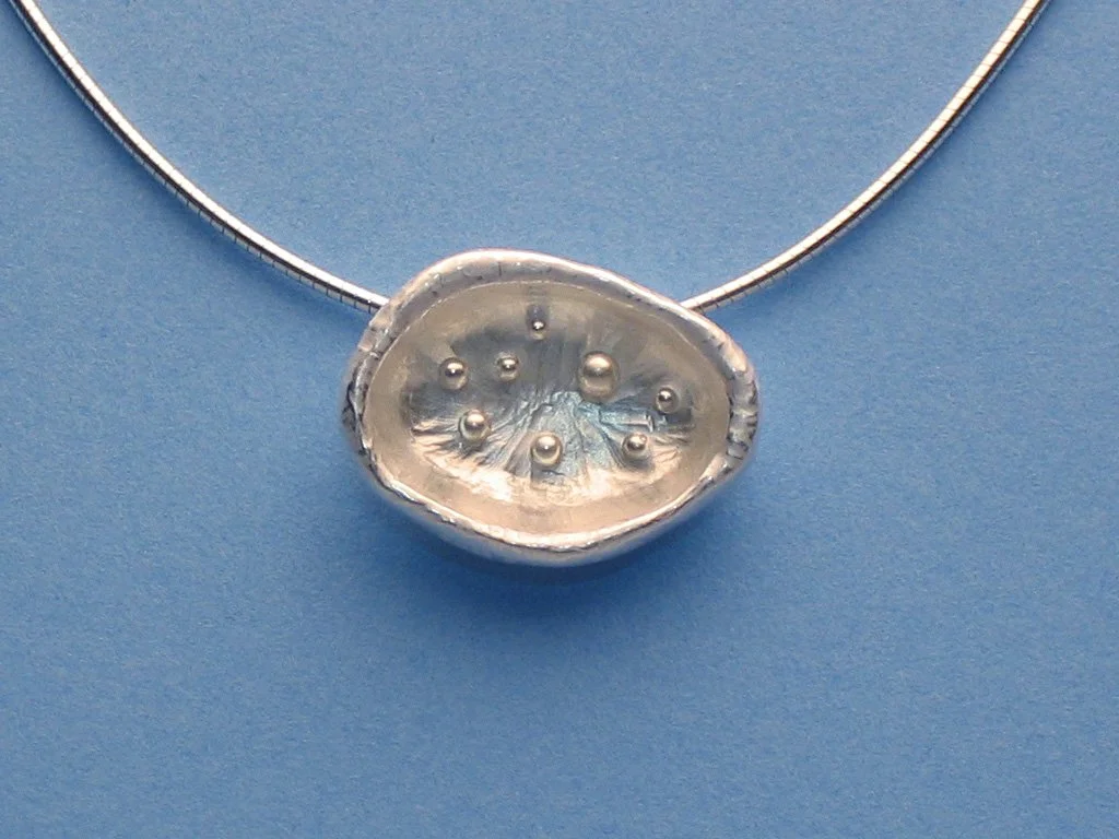 floating bowl blue.jpg