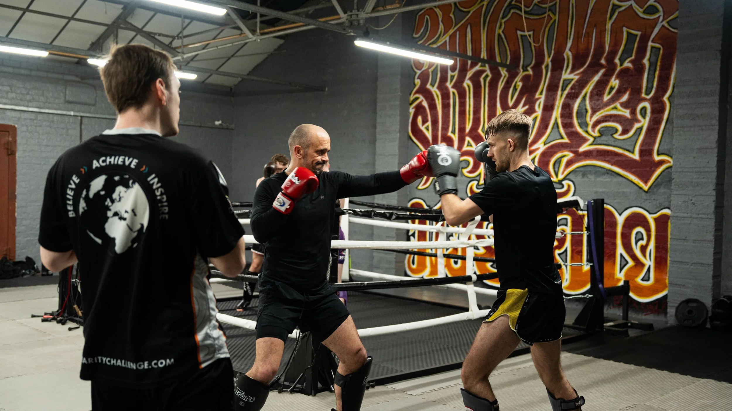 Tuesday&rsquo;s at Sitjaiyai 

Juniors 5-6pm 
Adults mixed level padwork &amp; clinching 6-730 

Please book on via the team up app, if your yet to try us out drop us a message and get your first class for FREE! 

#muaythai #worcesterfitness #muaytha