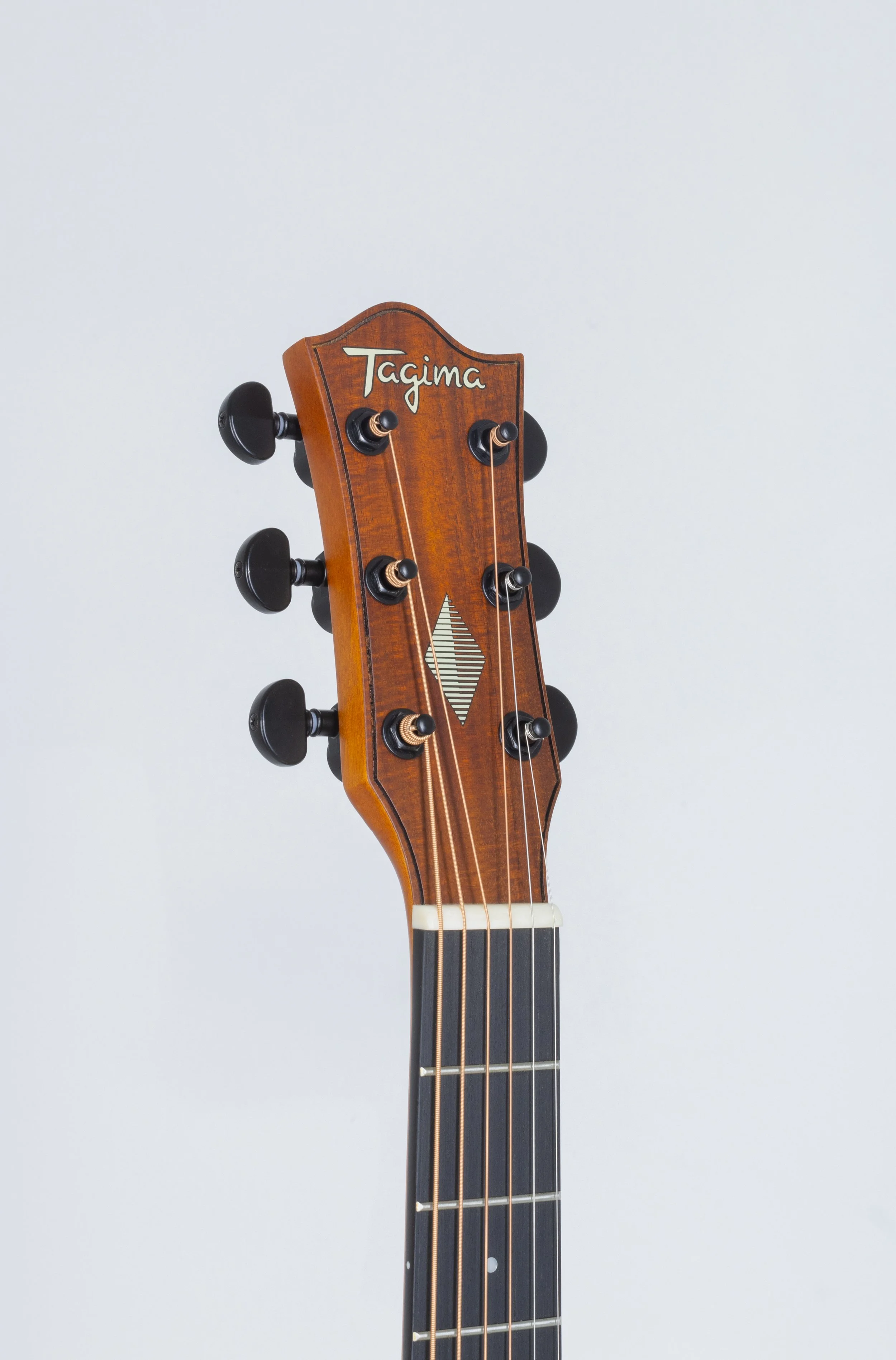 HEADSTOCK_LATERAL.jpg