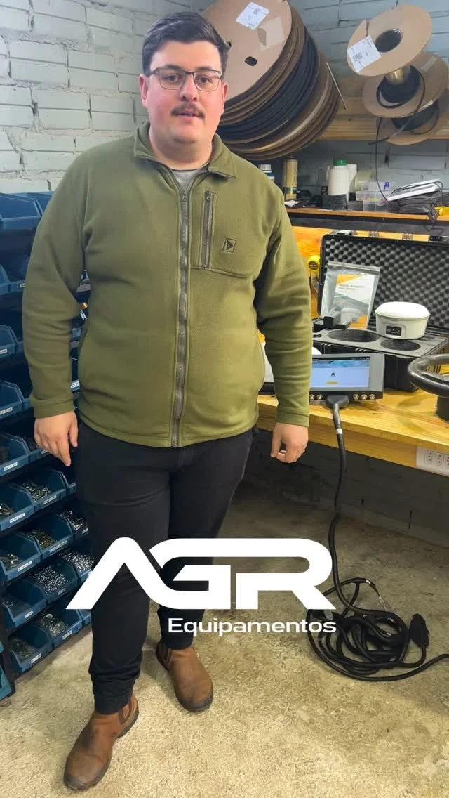 🚜 Piloto Automático FJDynamics Usado Disponível na AGR Equipamentos!
🌾 Estoque limitado com condição imperdível e pagamento via Plano Safra!
⚙️ Alta tecnologia no campo com economia de verdade.
👉 Garanta já