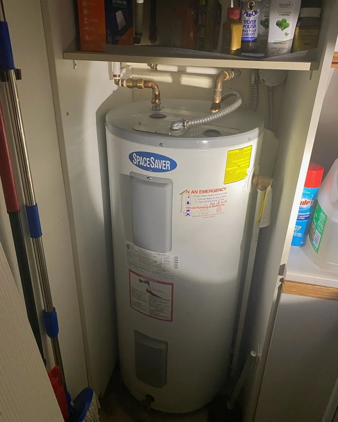 Cold showers build character.
Or… you could just call us. πΏπ 
If it's time for a new tank, give us a call — we’ve got you covered. π§ 
#onecallwedoitall #vancouverhandyman #kitshandyman #northvanhandyman #westvanhandyman #burna