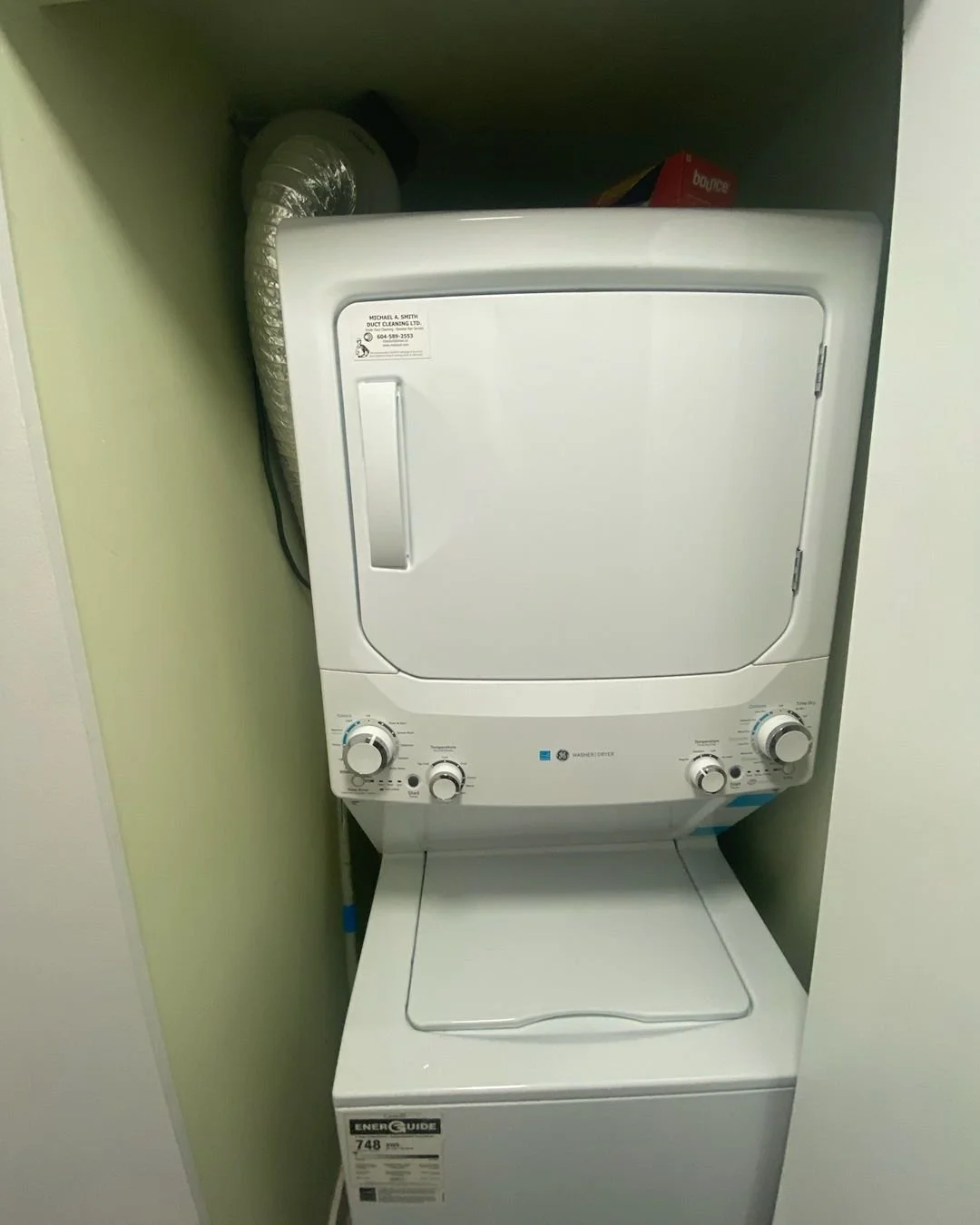 Sometimes the fix isn’t in plain sight.
This laundry setup only had a 220V plug, but the booster fan needed a 110V outlet — so we installed one.
Clean, functional, and done right. π 
#WeFixThat 
#onecallwedoitall #vancouverhandyman #ki