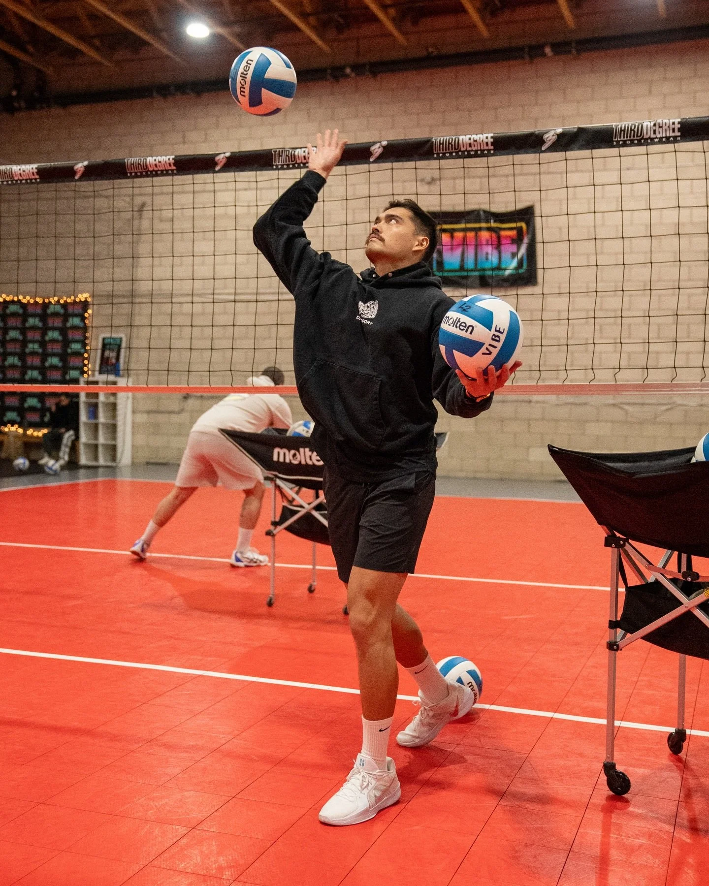 Trainer Spotlight: Noah Taitano

Noah&rsquo;s Bio:

⚡️Carson High School Alumni (Won CIF LACS Championship)
⚡️Played a season in the pro league in India and for the VLA pro league
⚡️Played 2 years at Long Beach City College (awarded 1st team all-conf