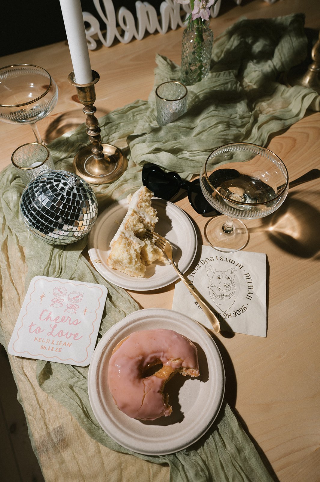 Tips for Styling Flatlays (from a stationer)