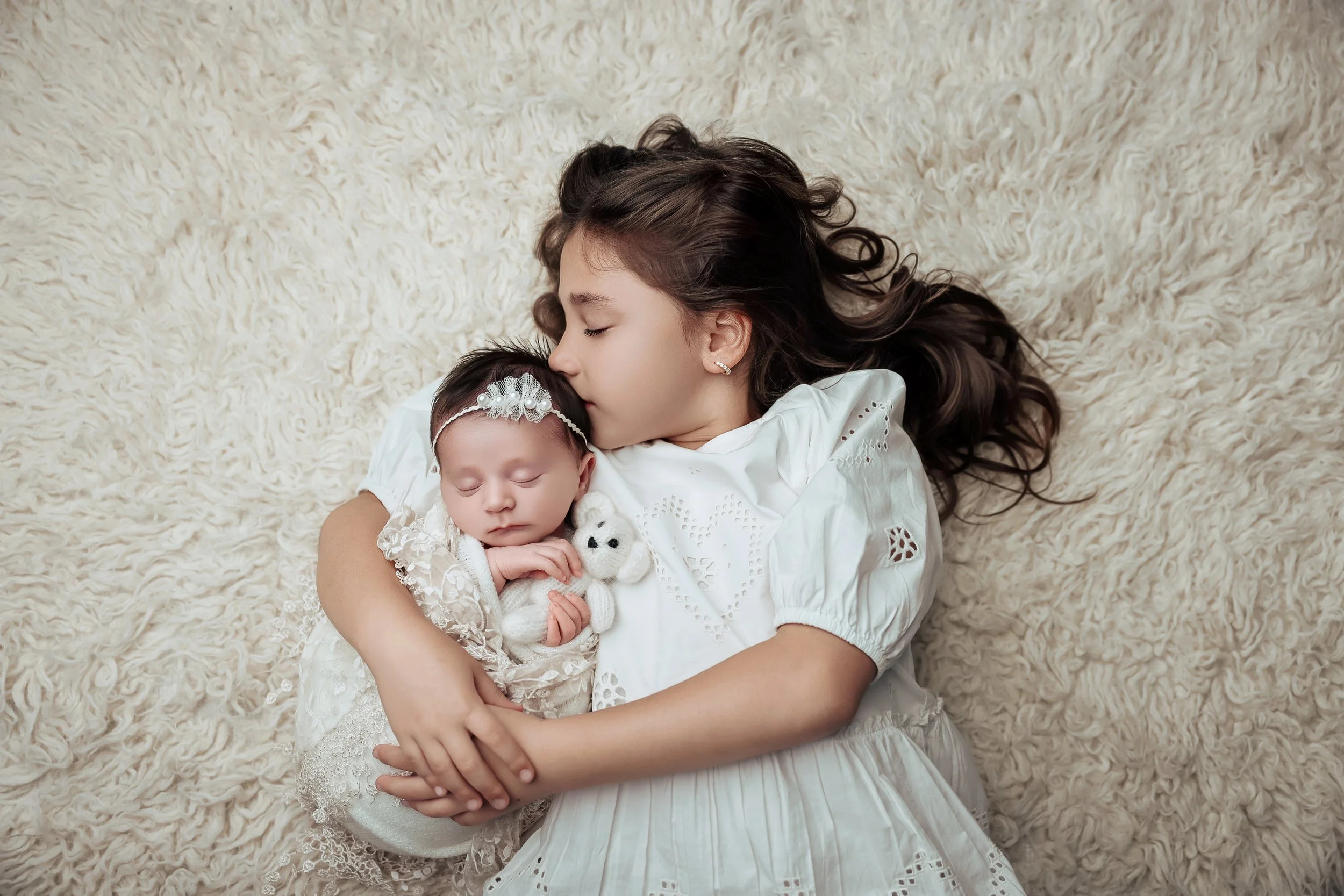 What Your Baby Will See One Day When They Look at Their Newborn Photos