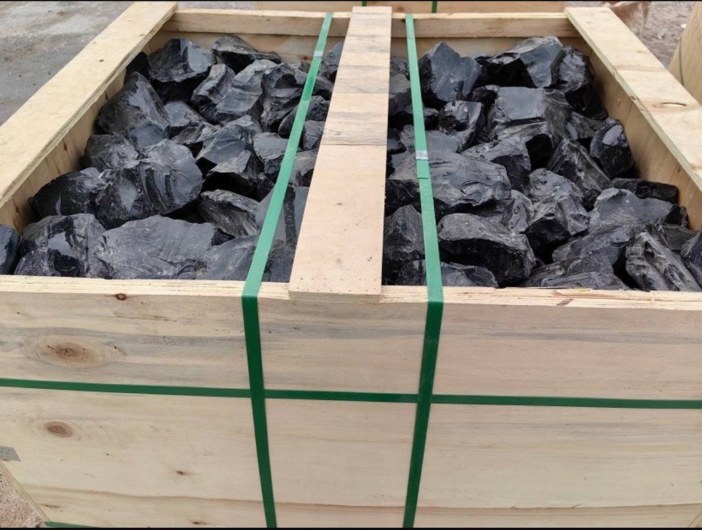 Wholesale Black premium glass chunks for modern installations