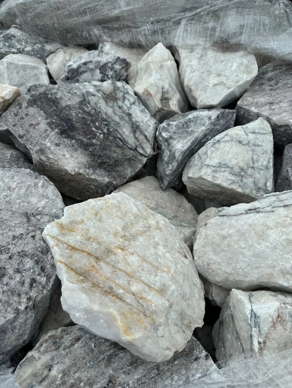 Wholesale Purple and gray angular marble landscape rocks