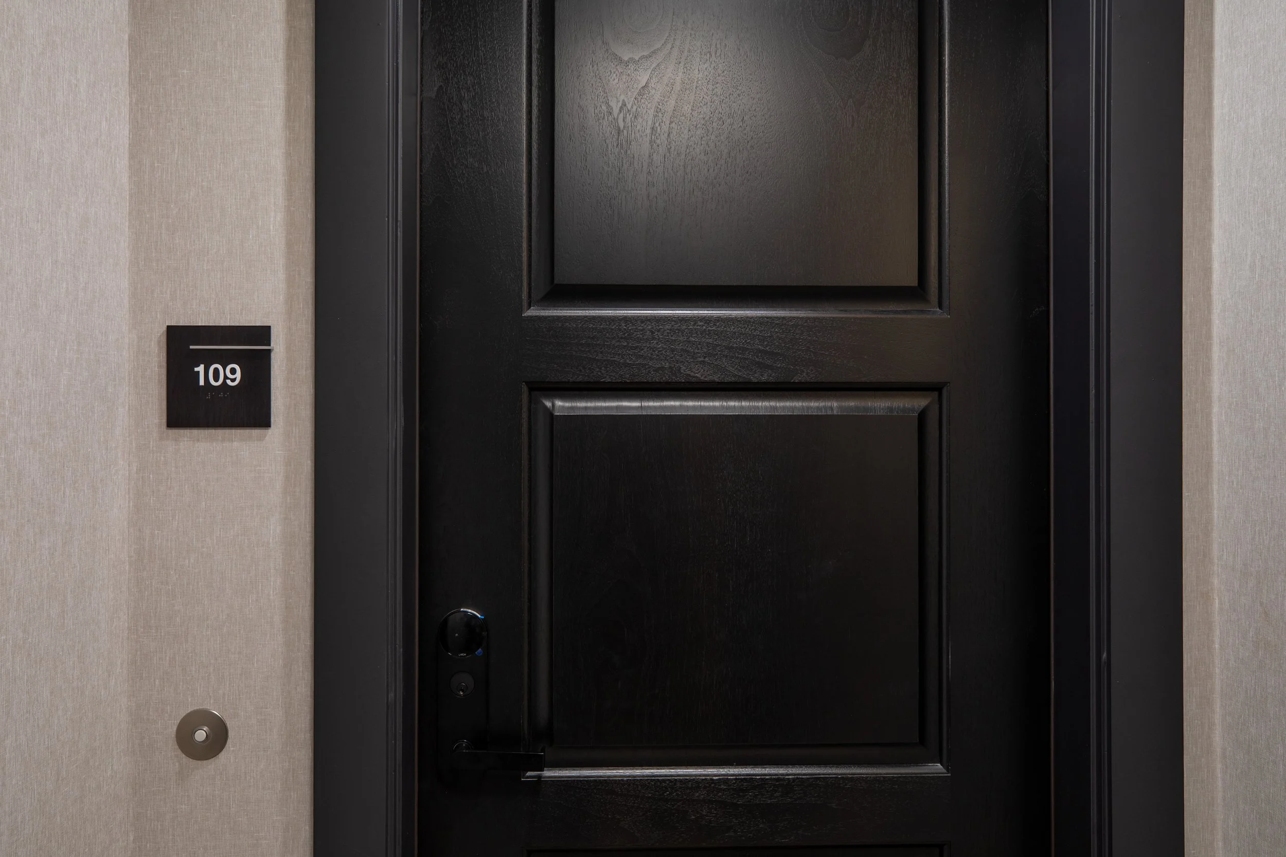 1-Unit109_Matt_Anello-4365-MLS.jpg