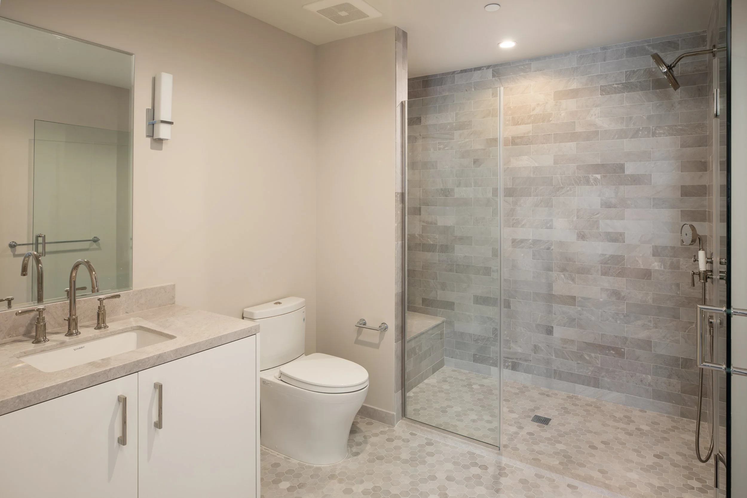 12-Unit202_Matt_Anello-4472-MLS.jpg