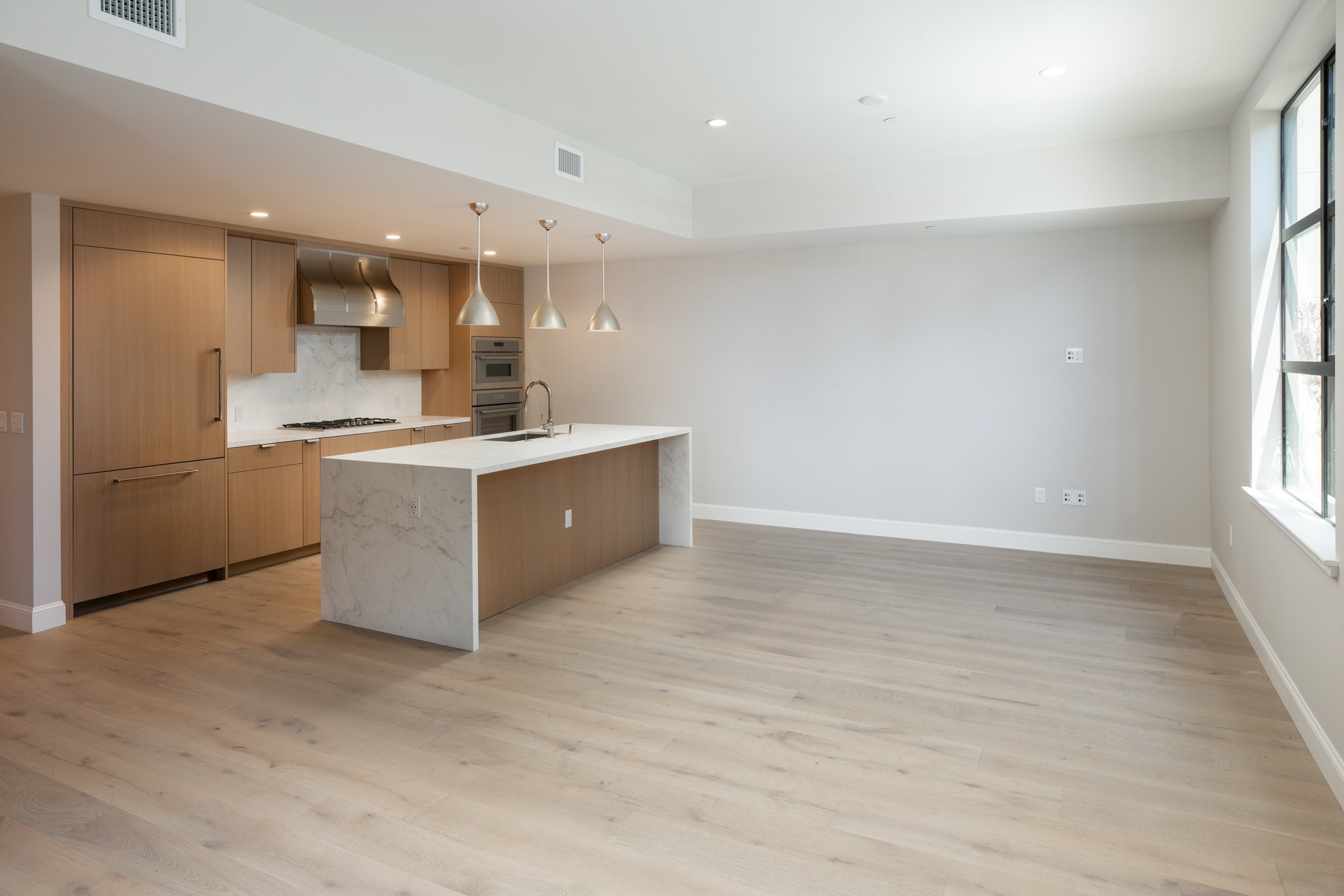 3-Unit108_Matt_Anello-4304-MLS.jpg