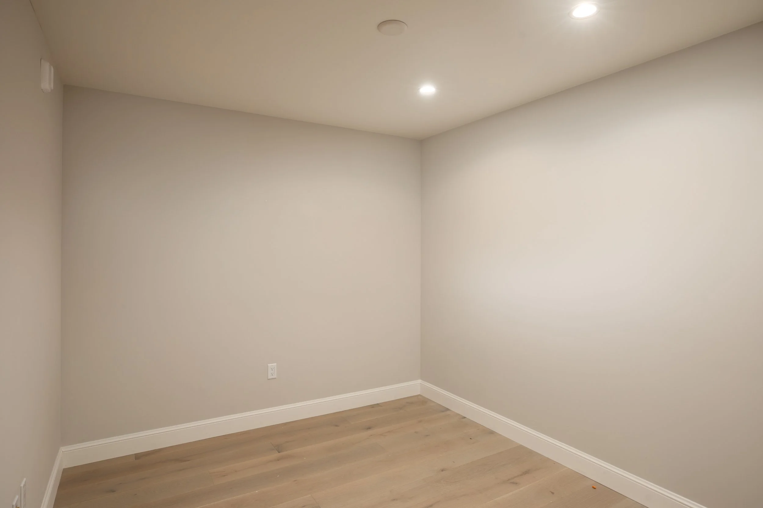 14-Unit108_Matt_Anello-4353-MLS.jpg