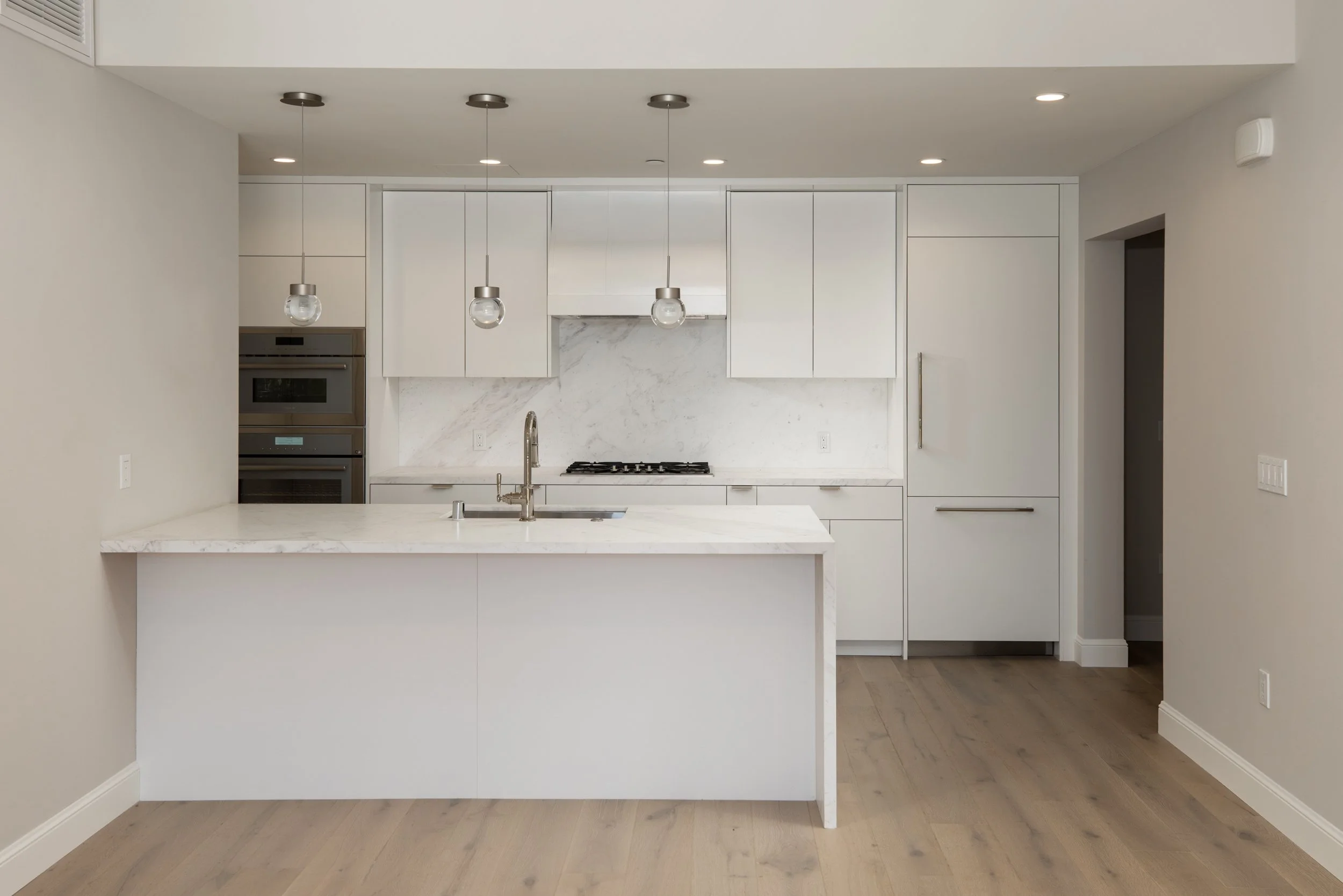 5-Unit106_Matt_Anello-4253-MLS.jpg