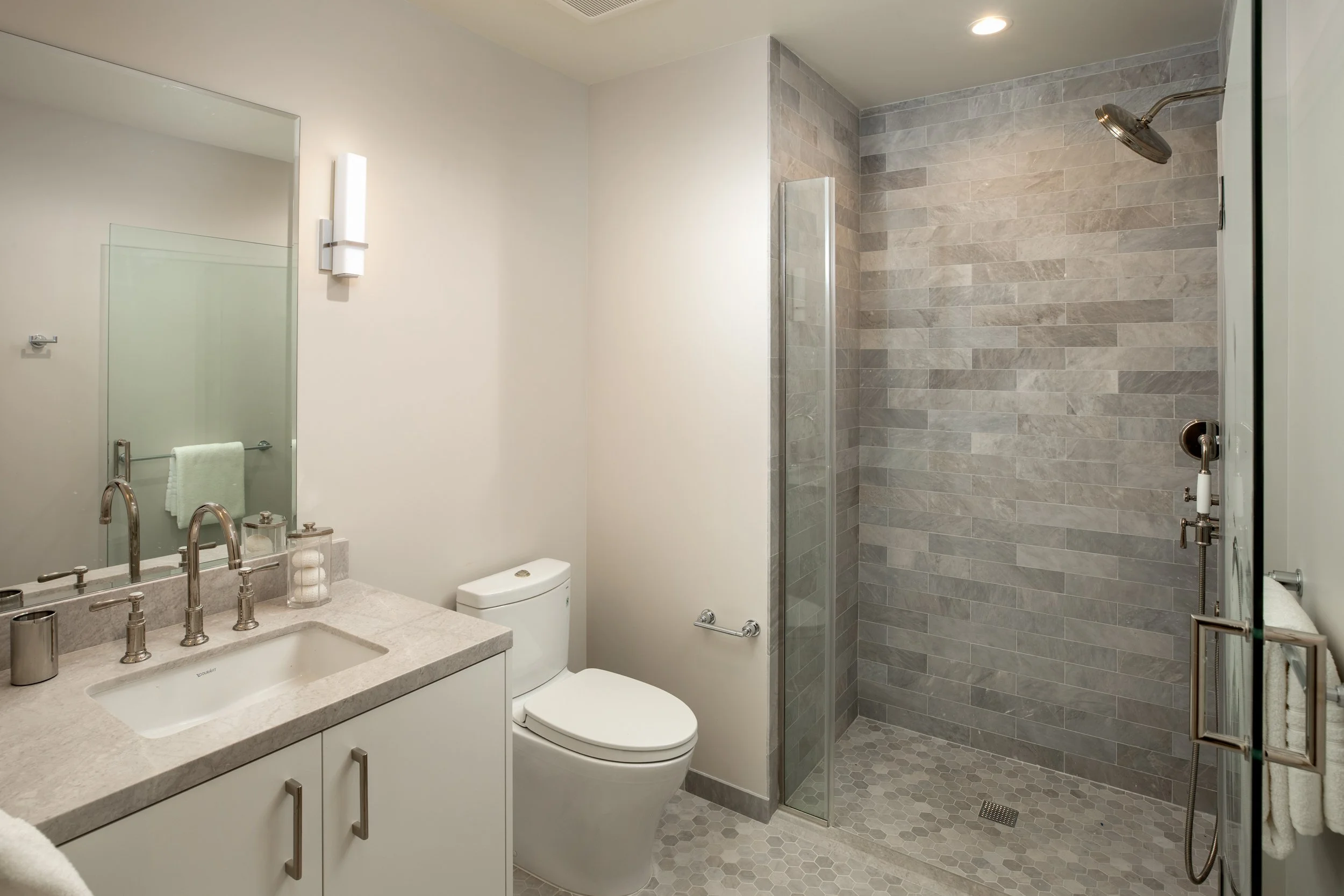 11-Unit201_Matt_Anello-1828-MLS.jpg