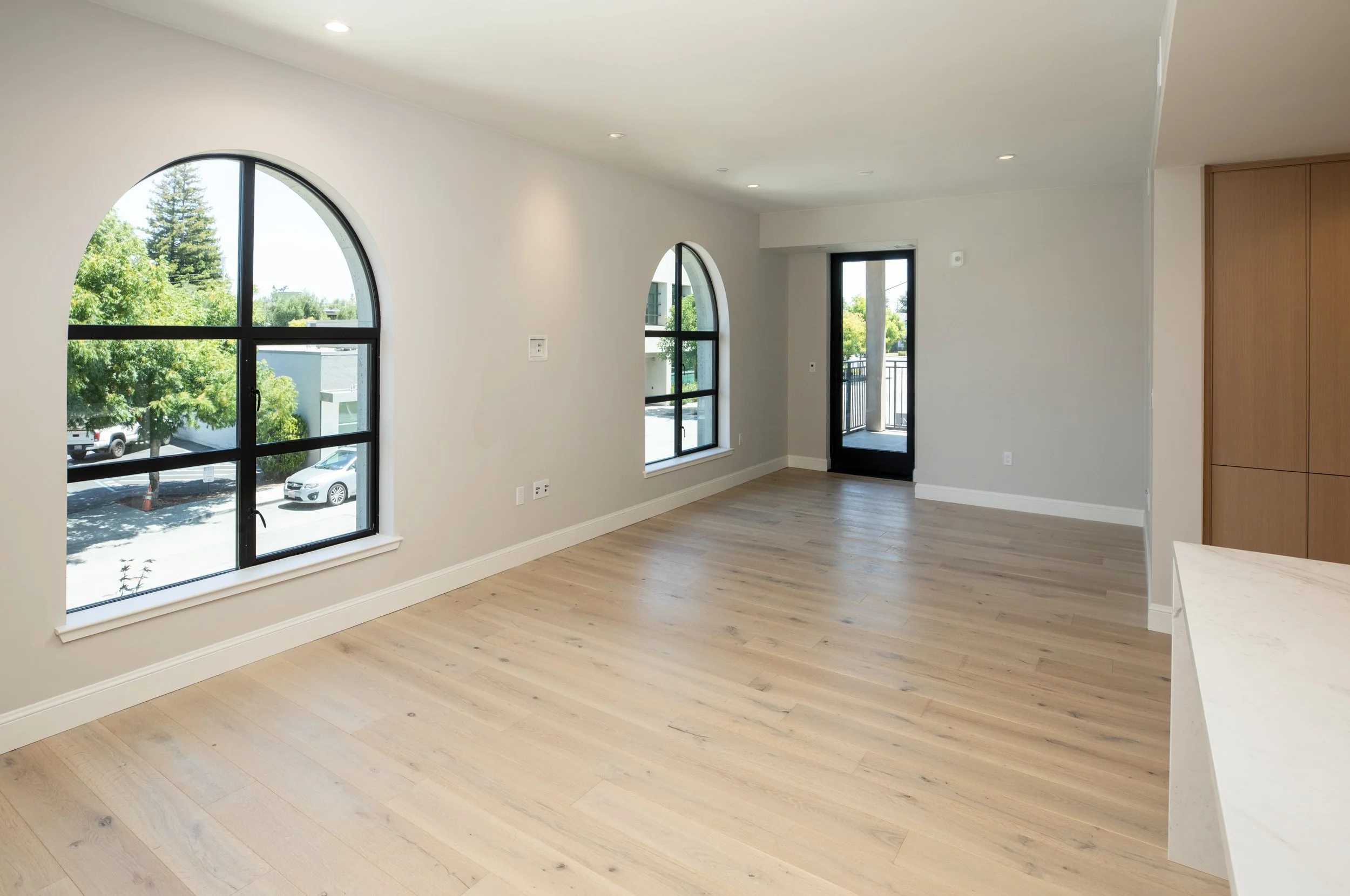 4-Unit208_Matt_Anello-4543-MLS.jpg