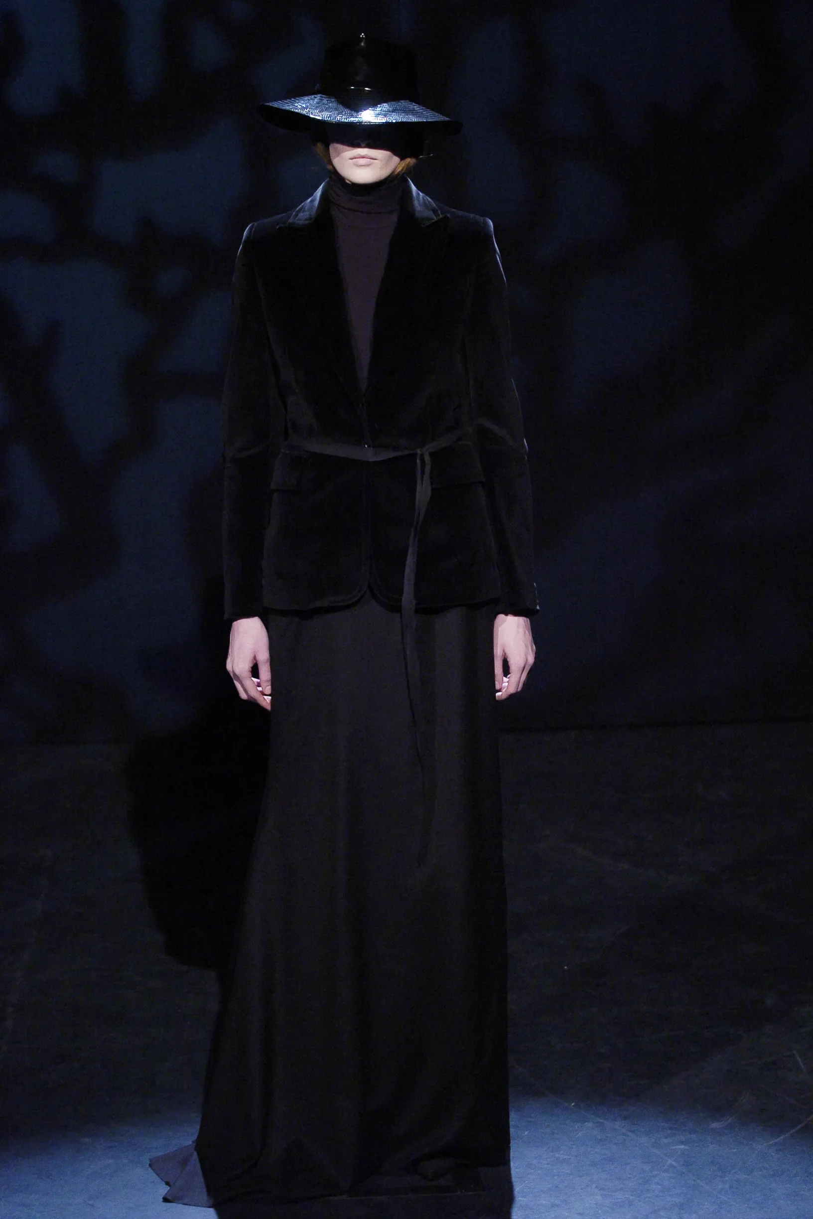 Veronique Branquinho AW 2004 Look 48.webp