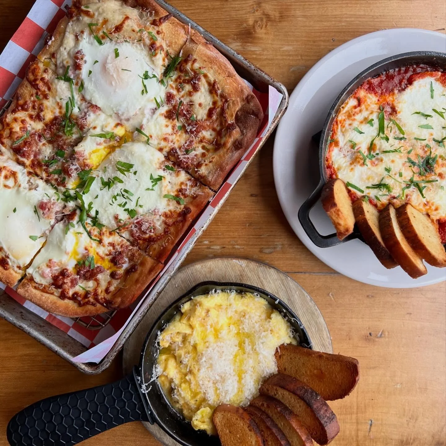 Brunch brunch baby 🤤

Buon apetito! Join us for brunch every Saturday and Sunday from 10am to 2pm. Reservations on our website or Tock. Walk ins welcome!