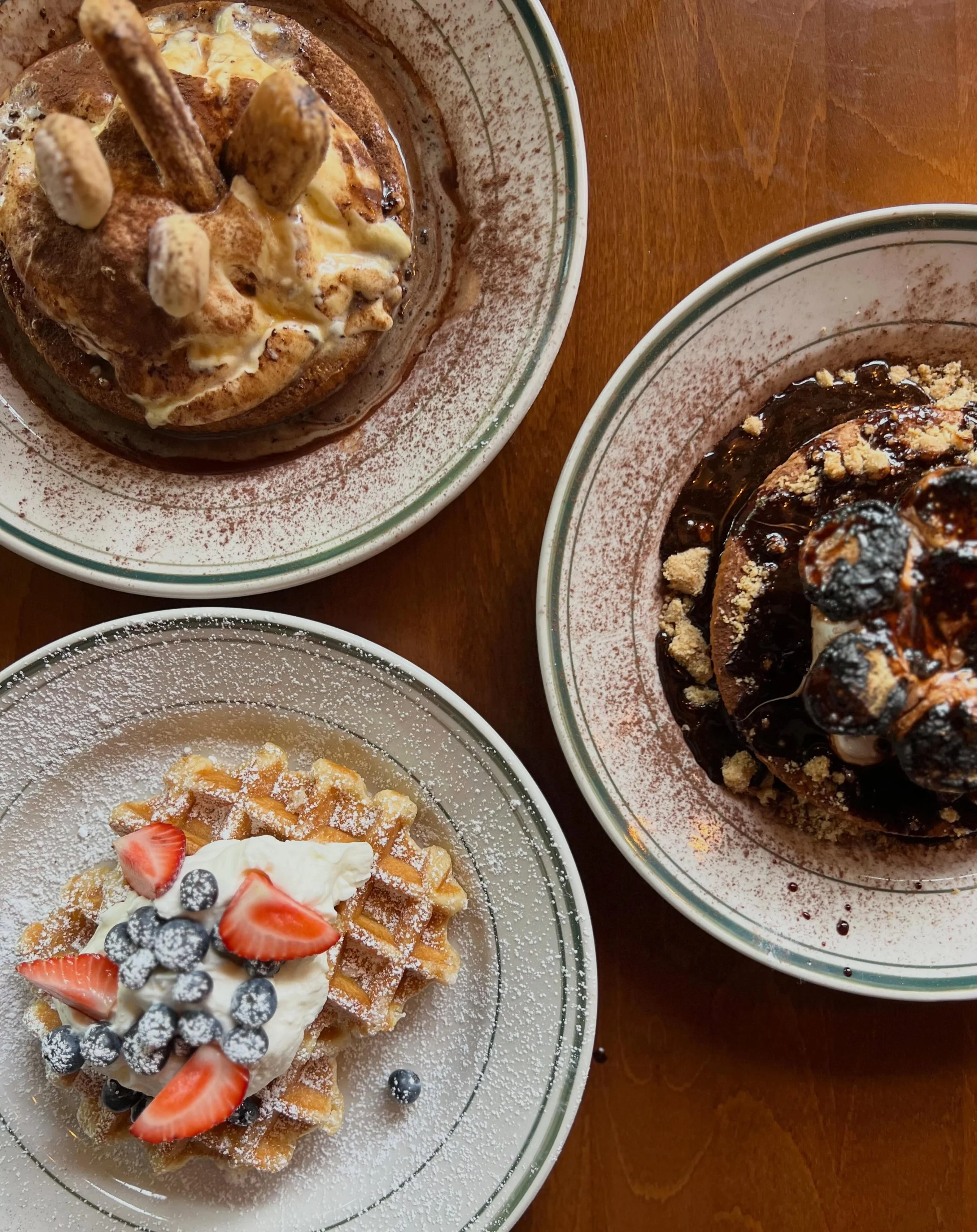 How do you brunch.. sweet or savory?? 

Join us Saturdays and Sundays from 11am to 2pm! Reservations available on our website. Walk ins welcome!