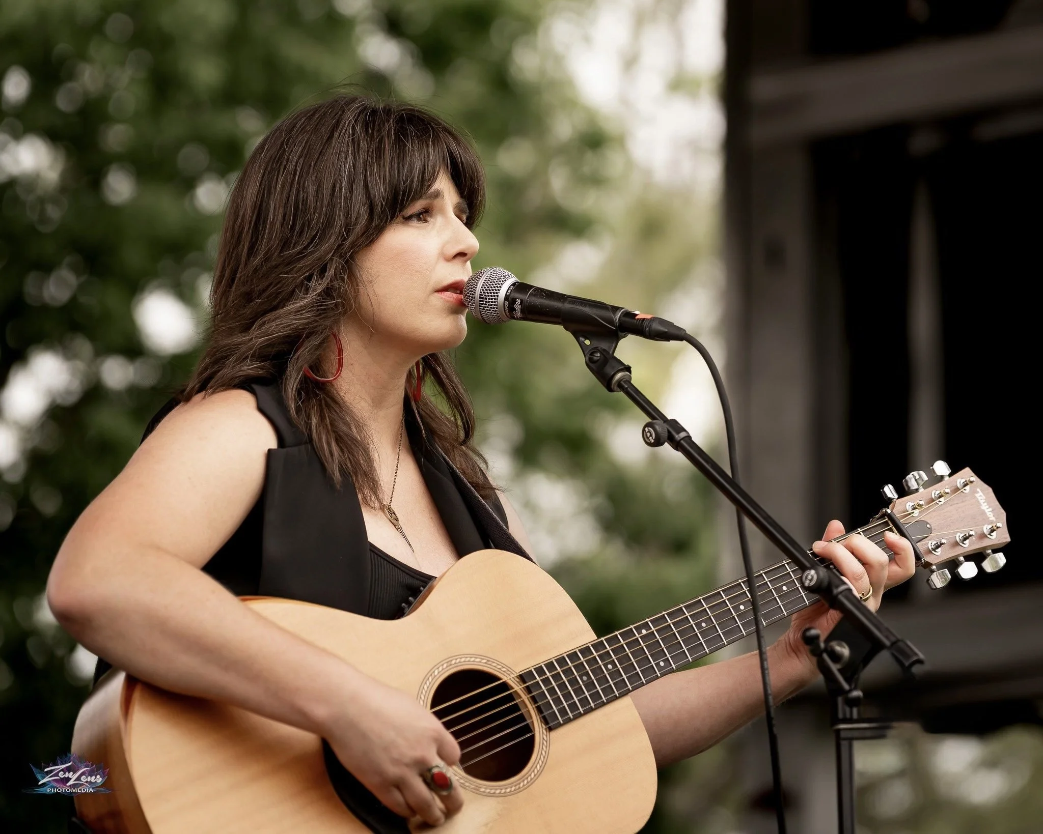 Beth Bombara: Live at the Crosse House