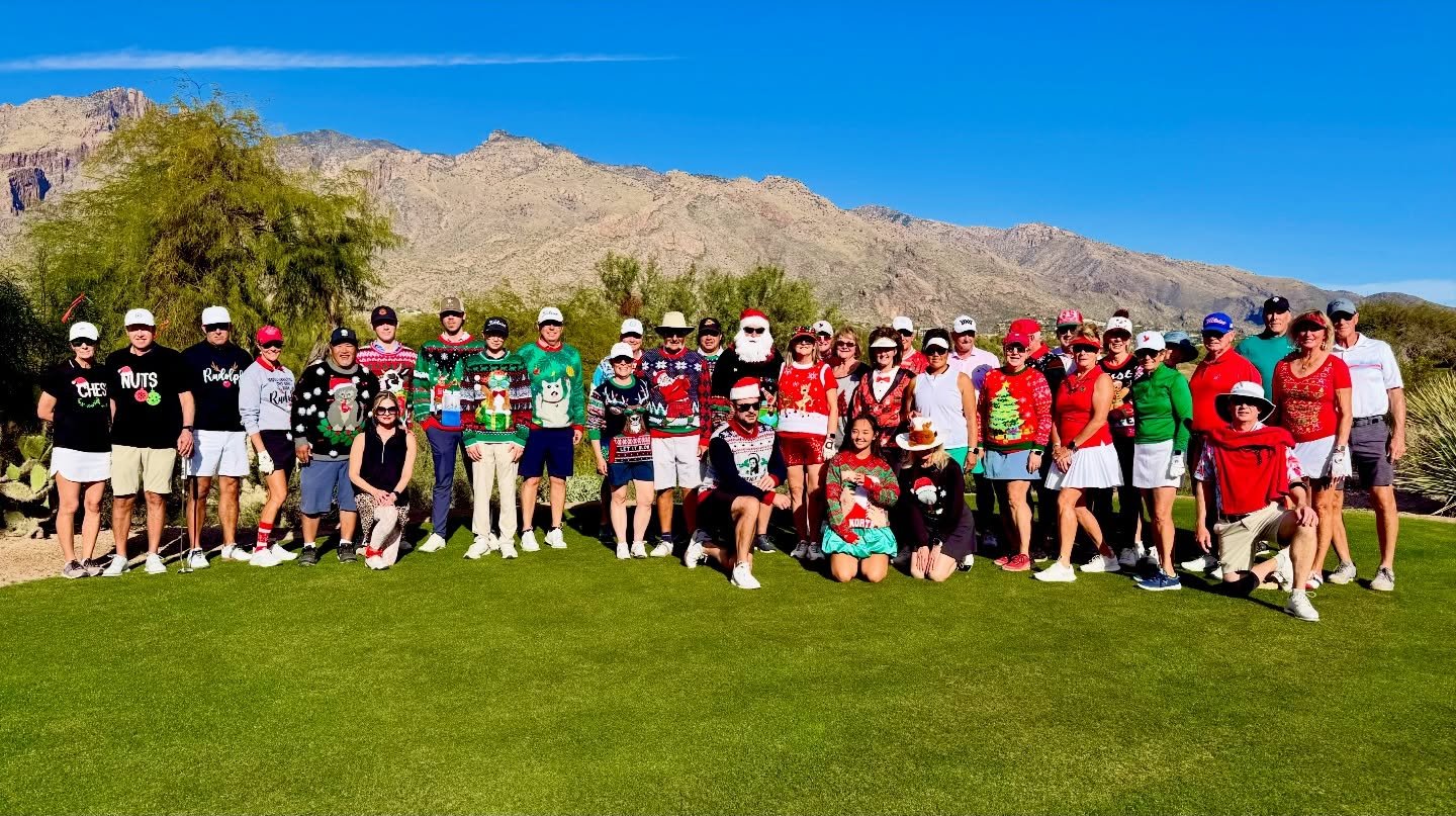 Another fun time at our annual ugly sweater 9-holes&hellip;. Shoutout to Sofia &amp; Doug Strobel along with Mr and Mrs Krug on being our winners!! 🎄🎅🏻🍾⛳️ #merryandbright #troonpriv&eacute; #memberperks
