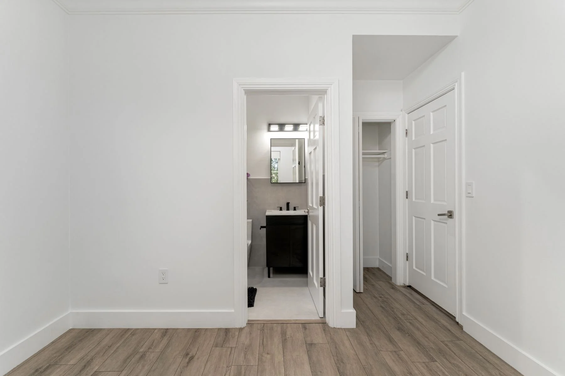 Staff quarters/Gym with Ensuite bath and closet