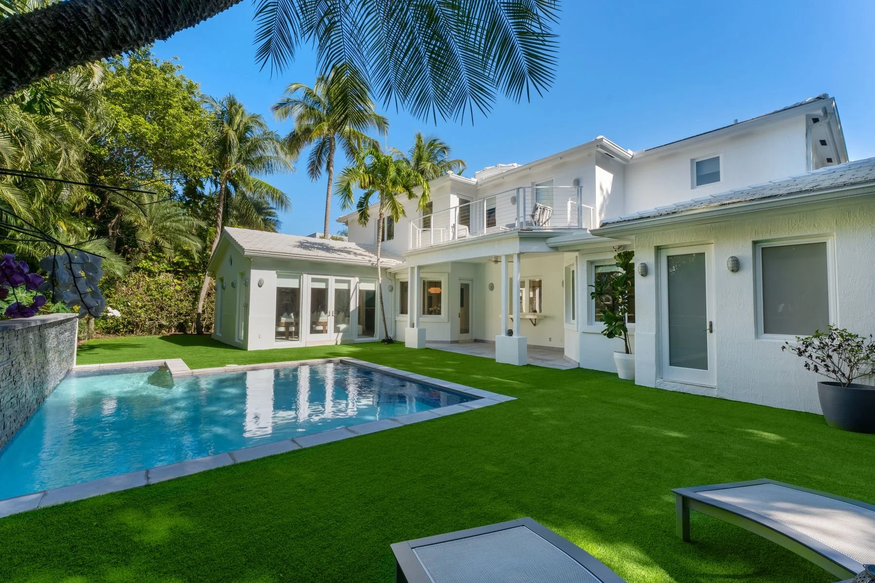 Backyard with Cabana bath door access