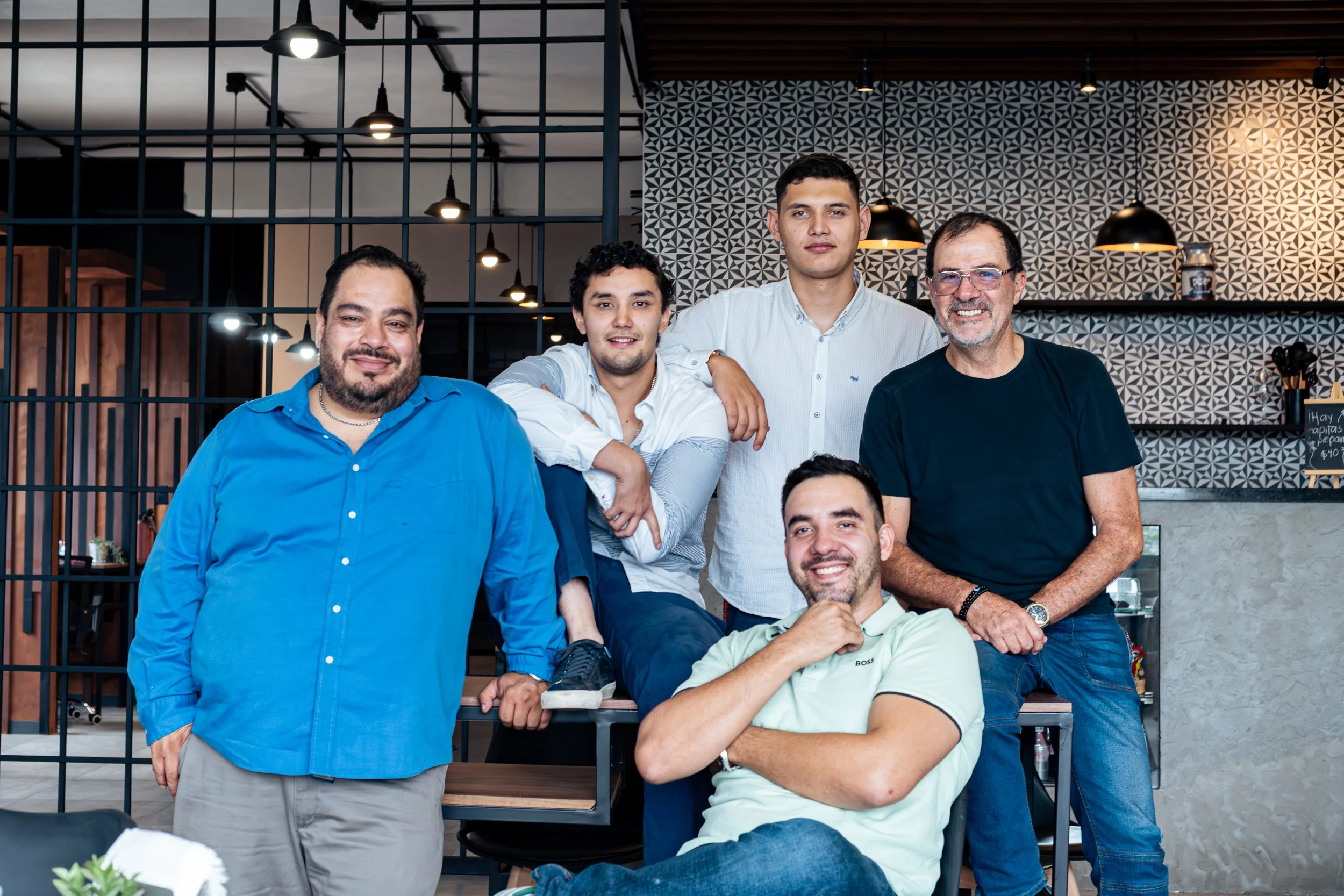 Grupo de agentes inmobiliarios