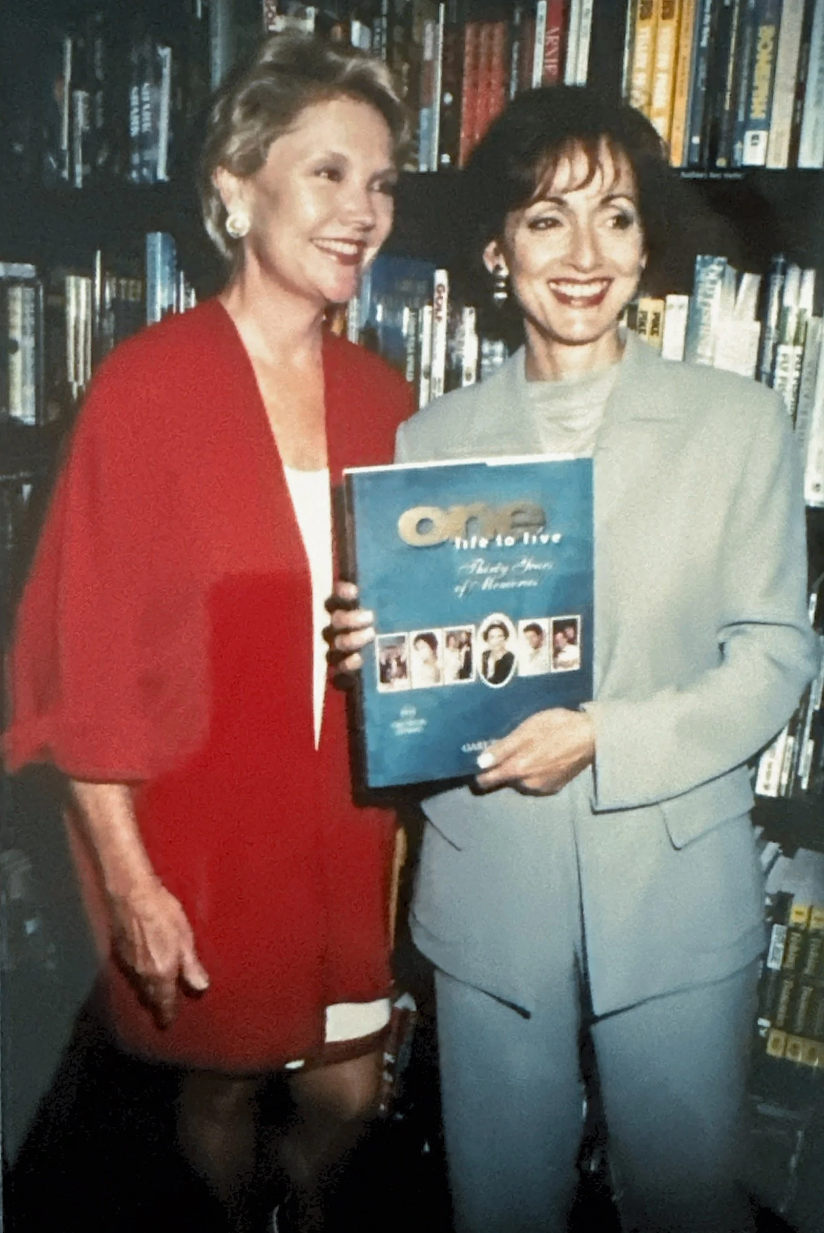 Robin Strasser